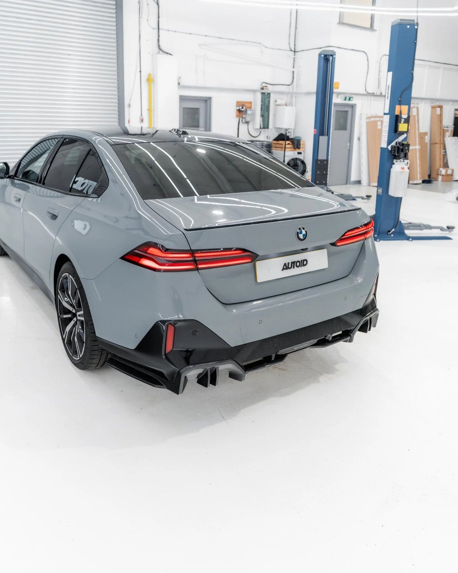 BMW 5 Series & i5 G60 G61 Pre-Preg Carbon Fibre Rear Diffuser by TRE (2024+)