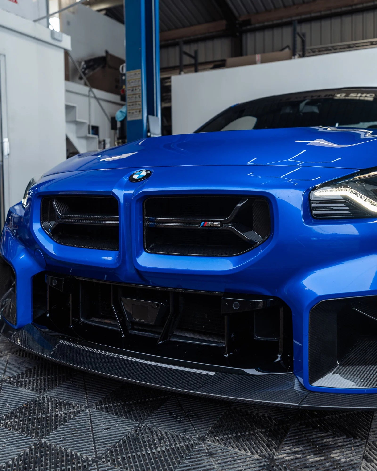 BMW M2 G87 Pre-Preg CS Carbon Fibre Front Grilles by TRE (2023+)