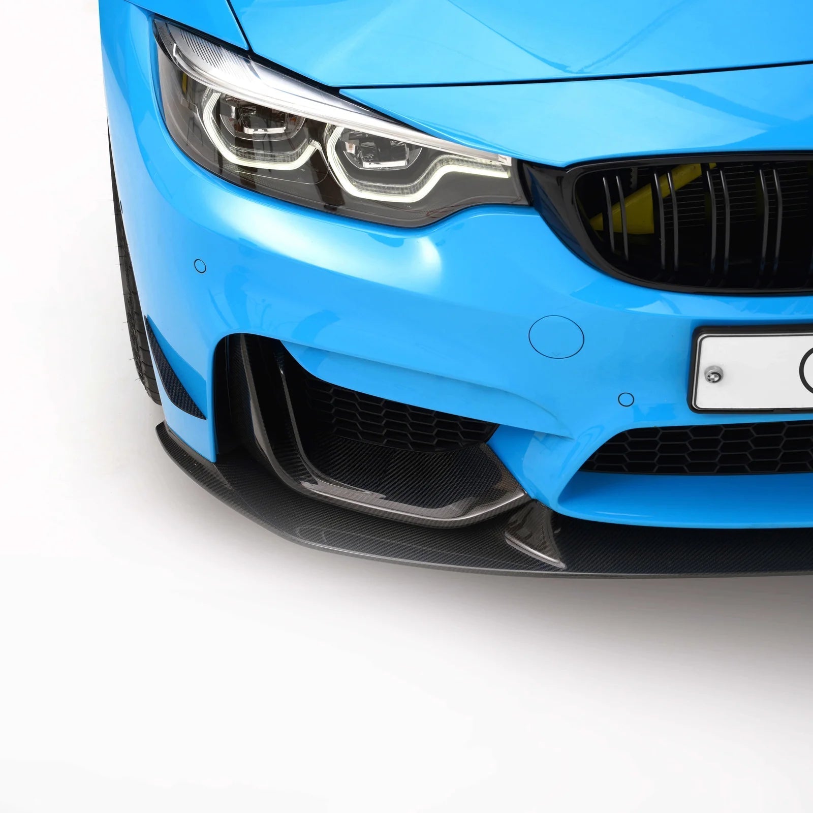 BMW M3 F80 & M4 F82 F83 PRE-PREG CARBON FIBRE FRONT AIR DUCTS BY ADRO (2014-2020)