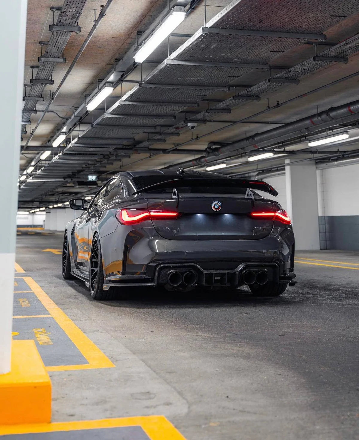 BMW M4 G82 DRY CARBON FIBRE SWAN NECK REAR WING BY ADRO (2021+)