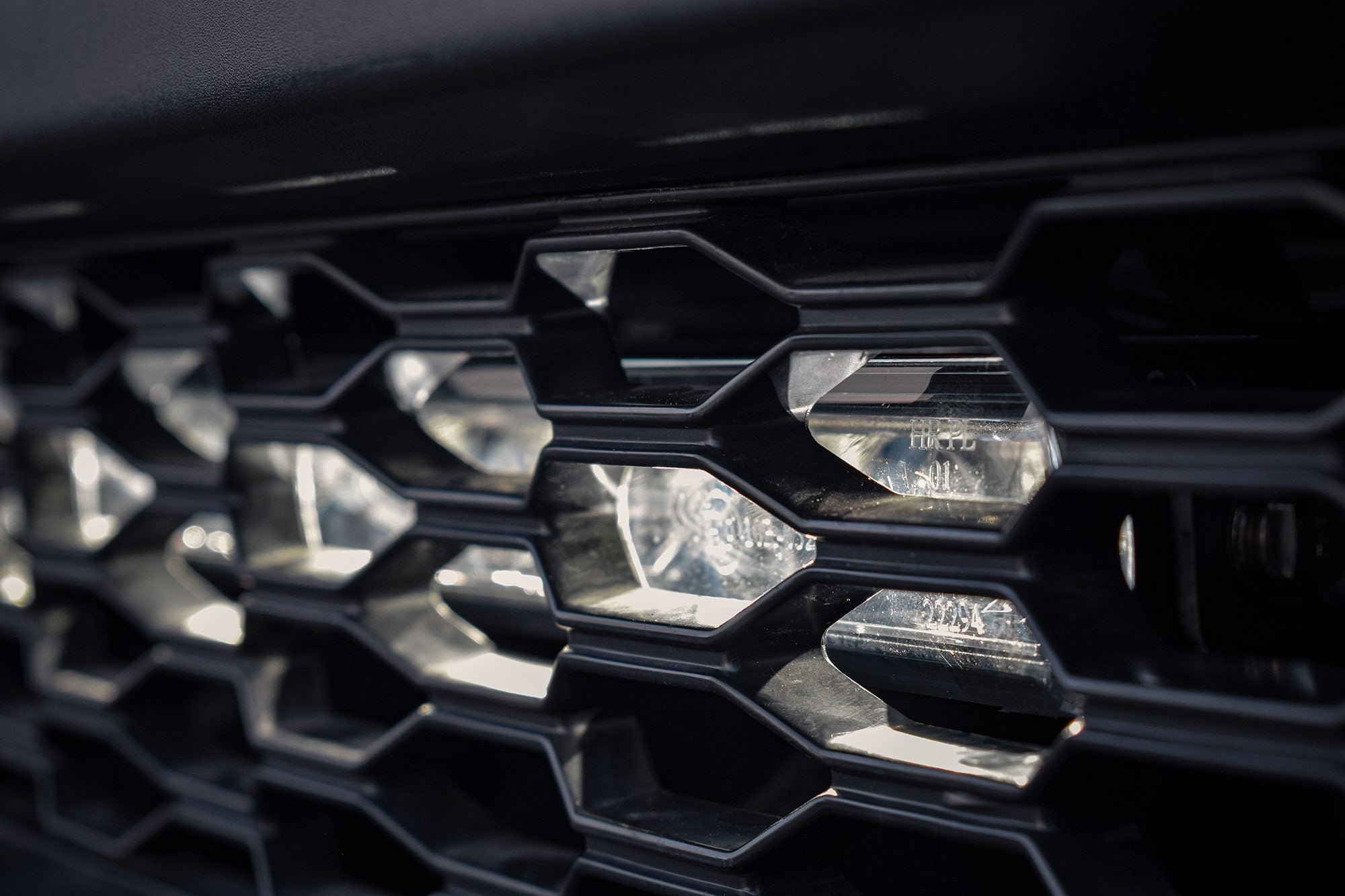 Stealth Suzuki Jimny 2018+ 20" Luminous LED Integration Grille Kit - 8,400 Lumens