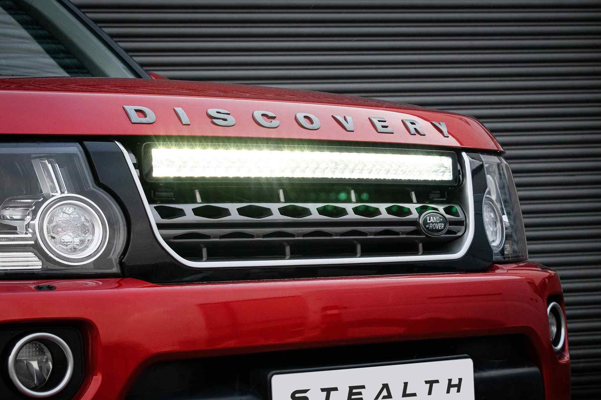 Stealth Land Rover Discovery 4.5 2013-2016 30" Luminous LED Integration Grille Kit - 25,200 Lumens