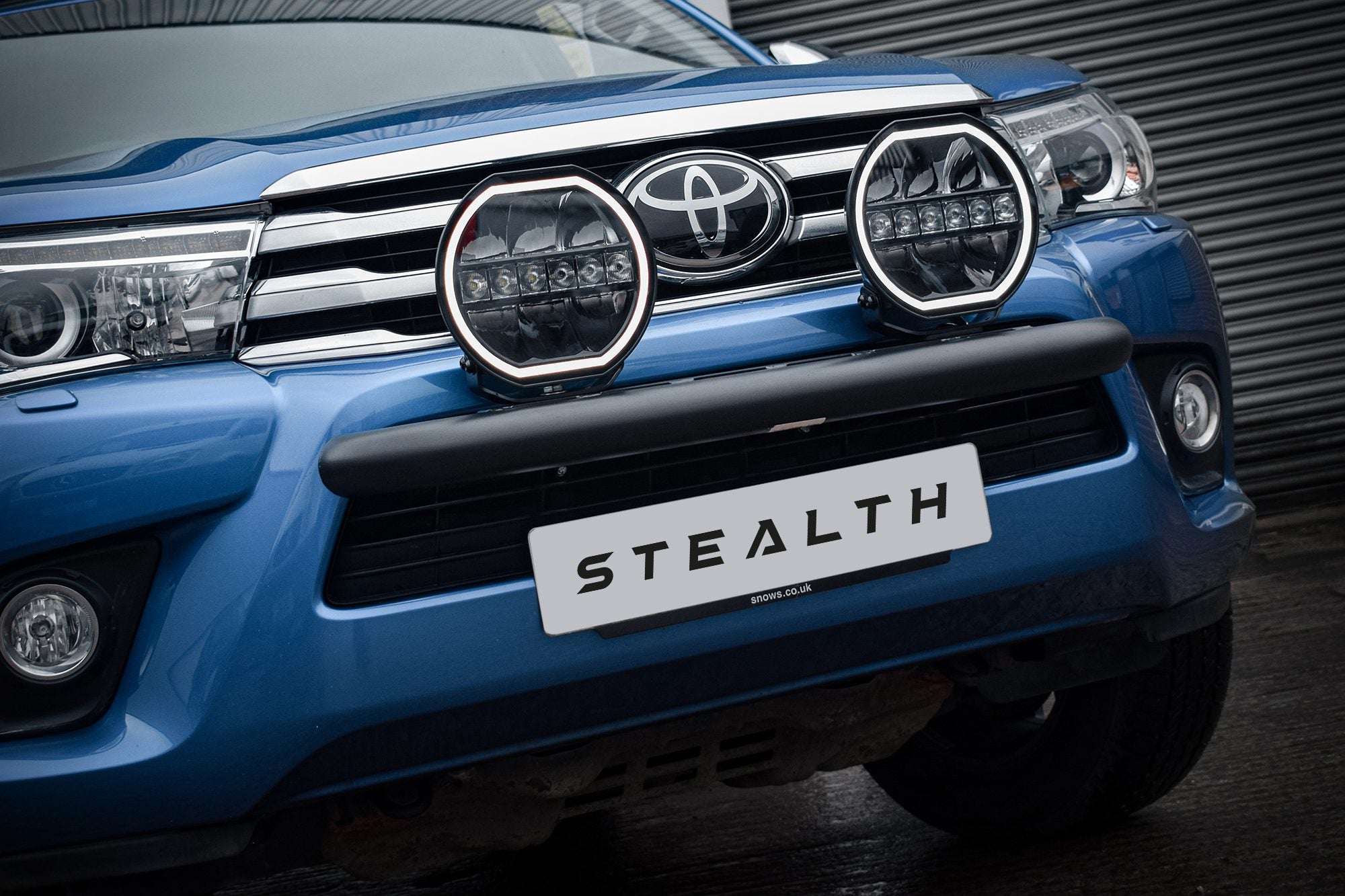 Stealth Toyota Hilux MK8 2015-2020 Twin 9" Luminous LED Spot Light Kit - 15,874 Lumens
