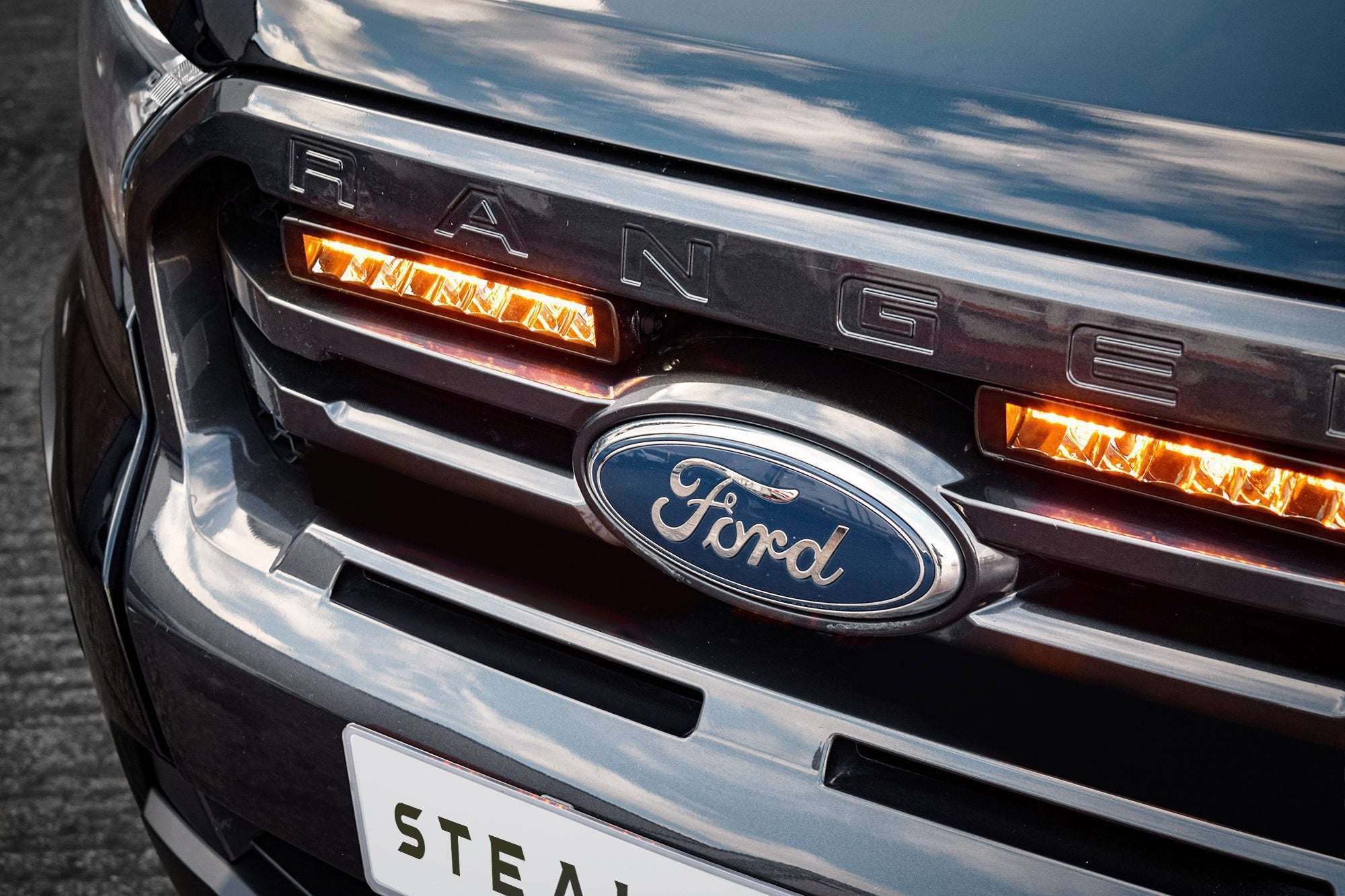 Stealth Ford Ranger T8 2018-2022 Twin 10" Flashing Luminous LED Integration Grille Kit - 7,560 Lumens