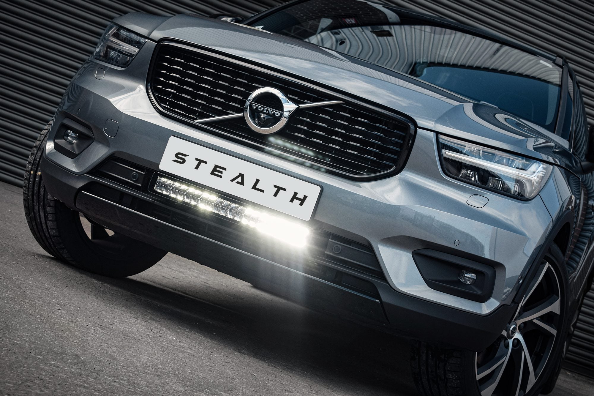 Stealth Volvo XC40 2018+ 21" Luminous LED Integration Grille Kit - 16,800 Lumens