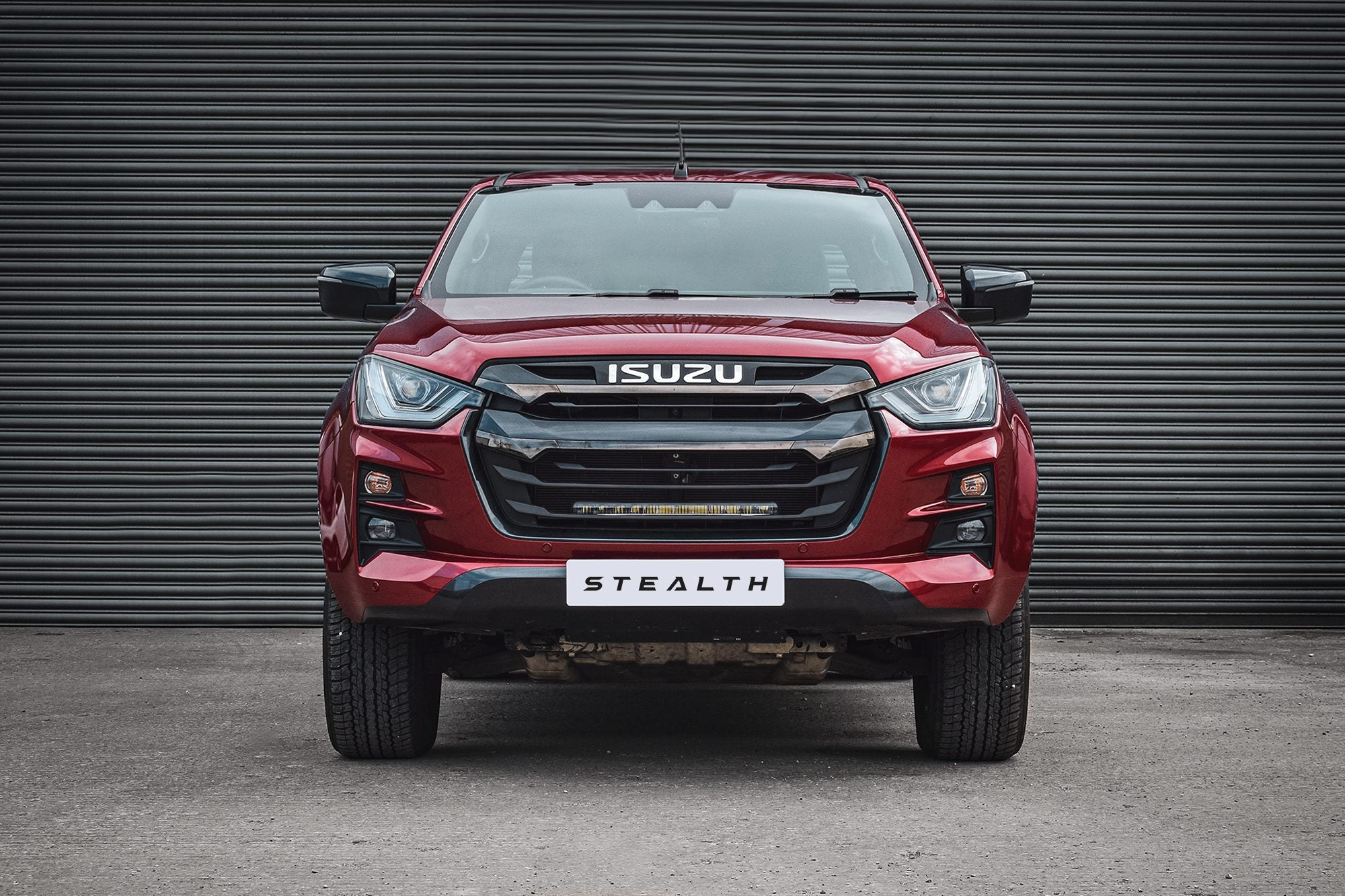 Stealth Isuzu D-Max 2023+ 20" Luminous LED Integration Grille Kit - 8,400 Lumens