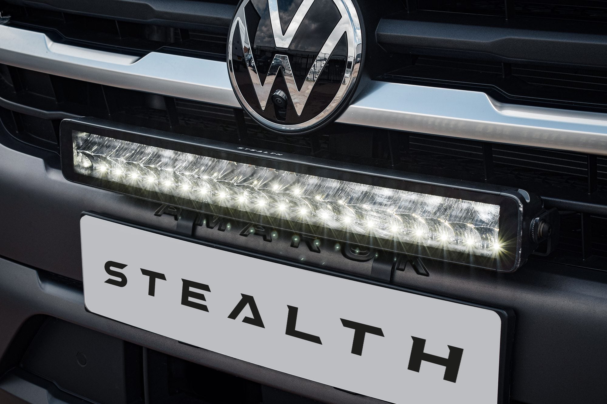 Stealth VW Amarok 2023+ 21" Luminous LED Integration Grille Kit - 16,800 Lumens