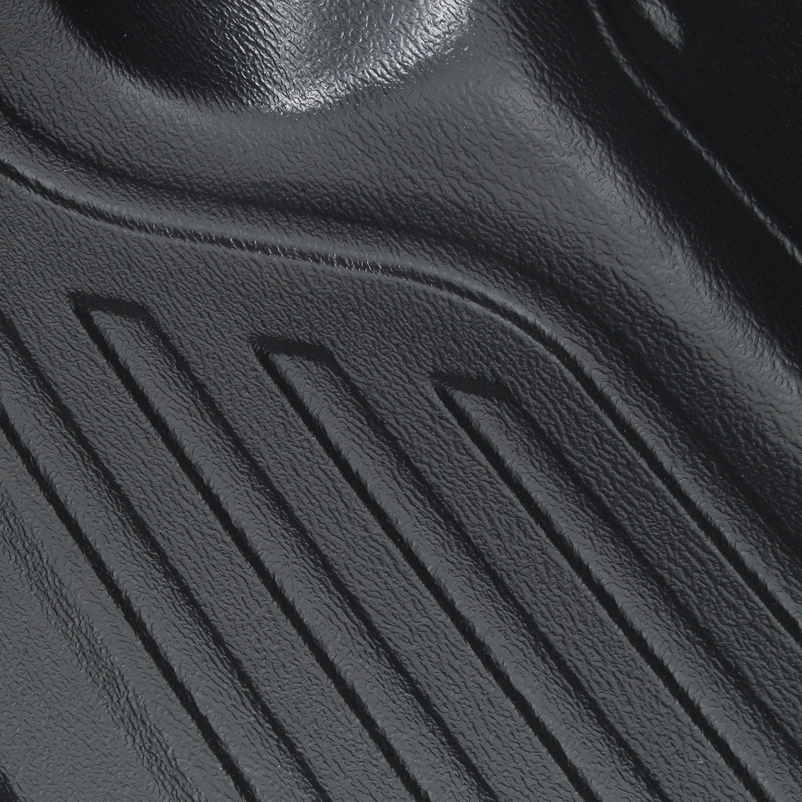 Toyota Hilux MK8 Revo Double Cab 15-21 Pick-Up Truck Bed Liner Mat