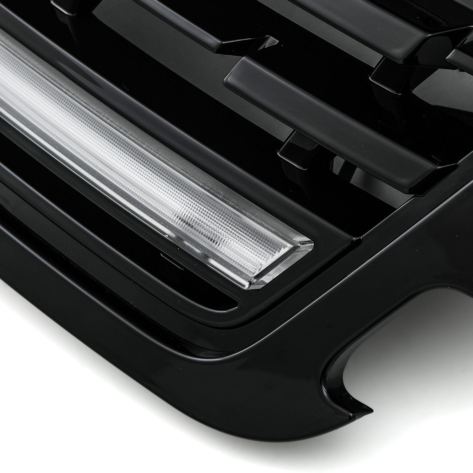 Predator 4x4 Badgeless LED Front Grille To Fit Range Rover Sport L461 2022+