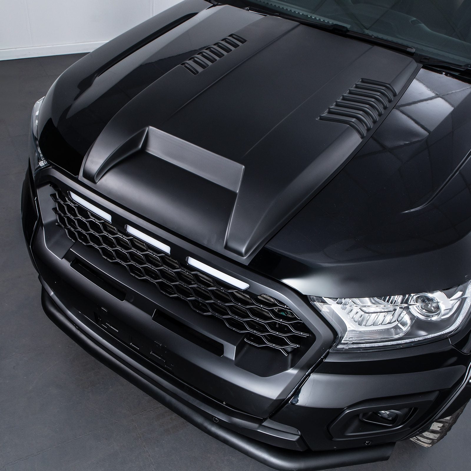 Ford Ranger T7 T8 15-22 Matte Black Raptor Style Bonnet Vent Cover