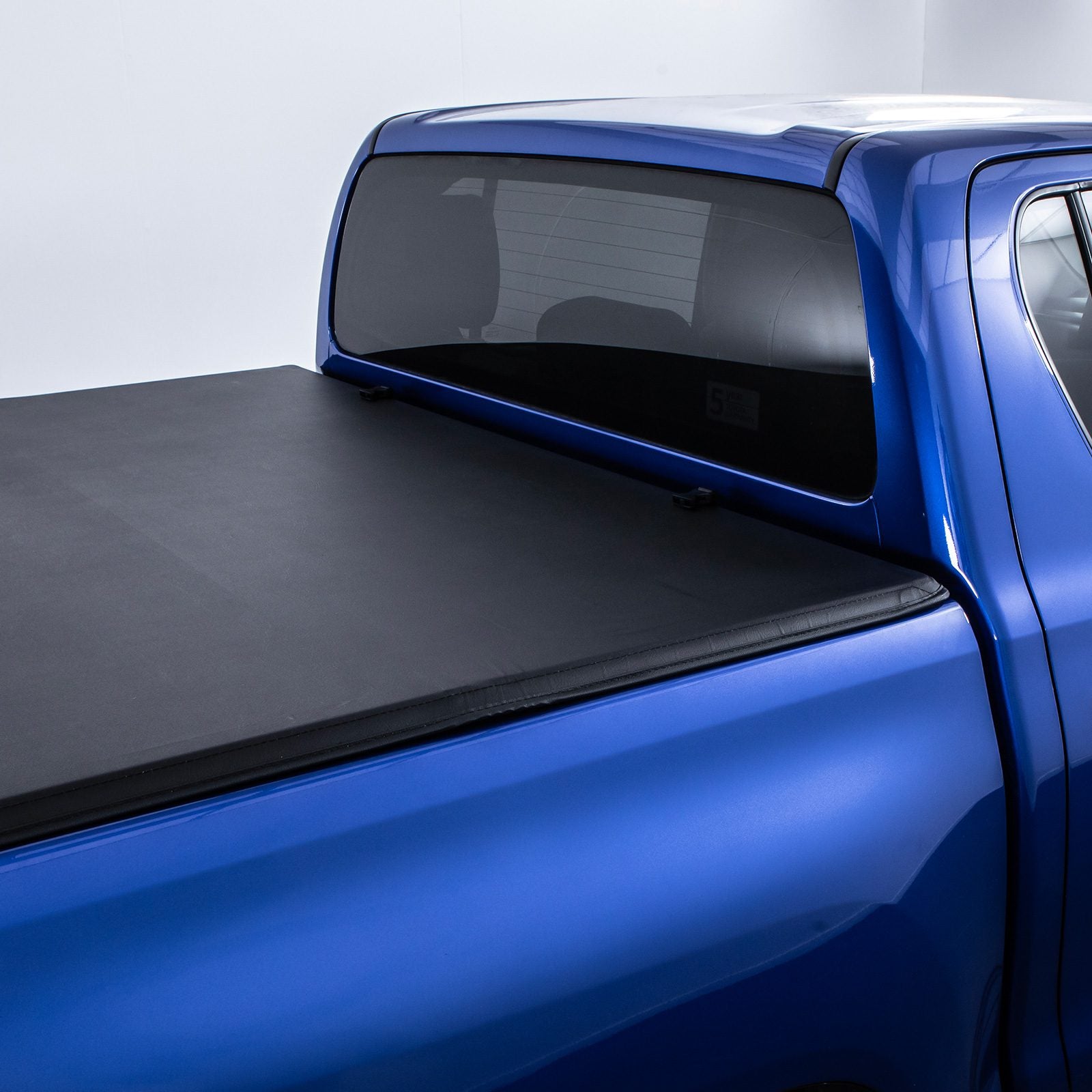 Toyota Hilux MK8 MK9 2015+ Black Tri-Fold Soft Tonneau Cover