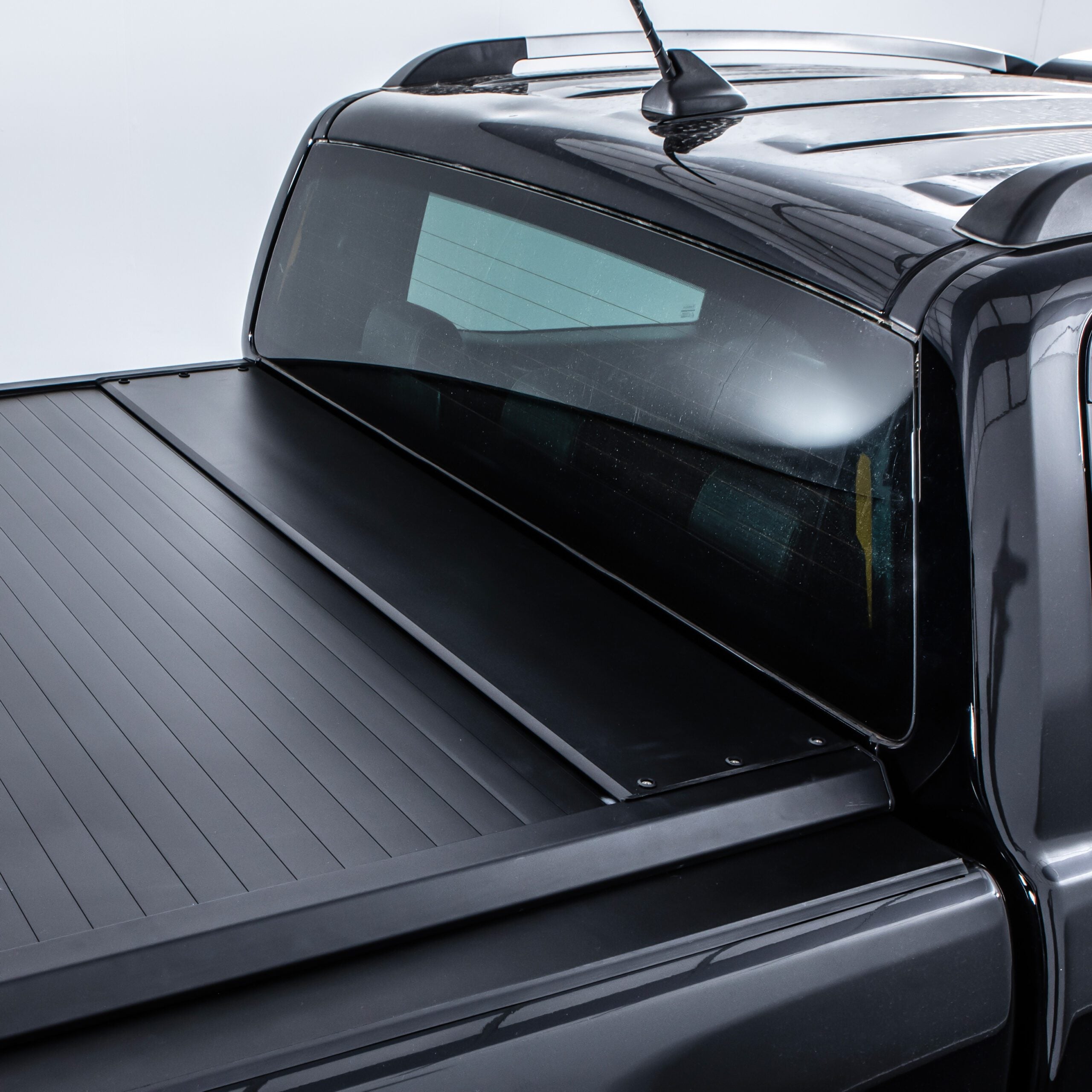 Ford Ranger T6 T7 T8 11-22 Black Aluminium Tonneau Roller Cover