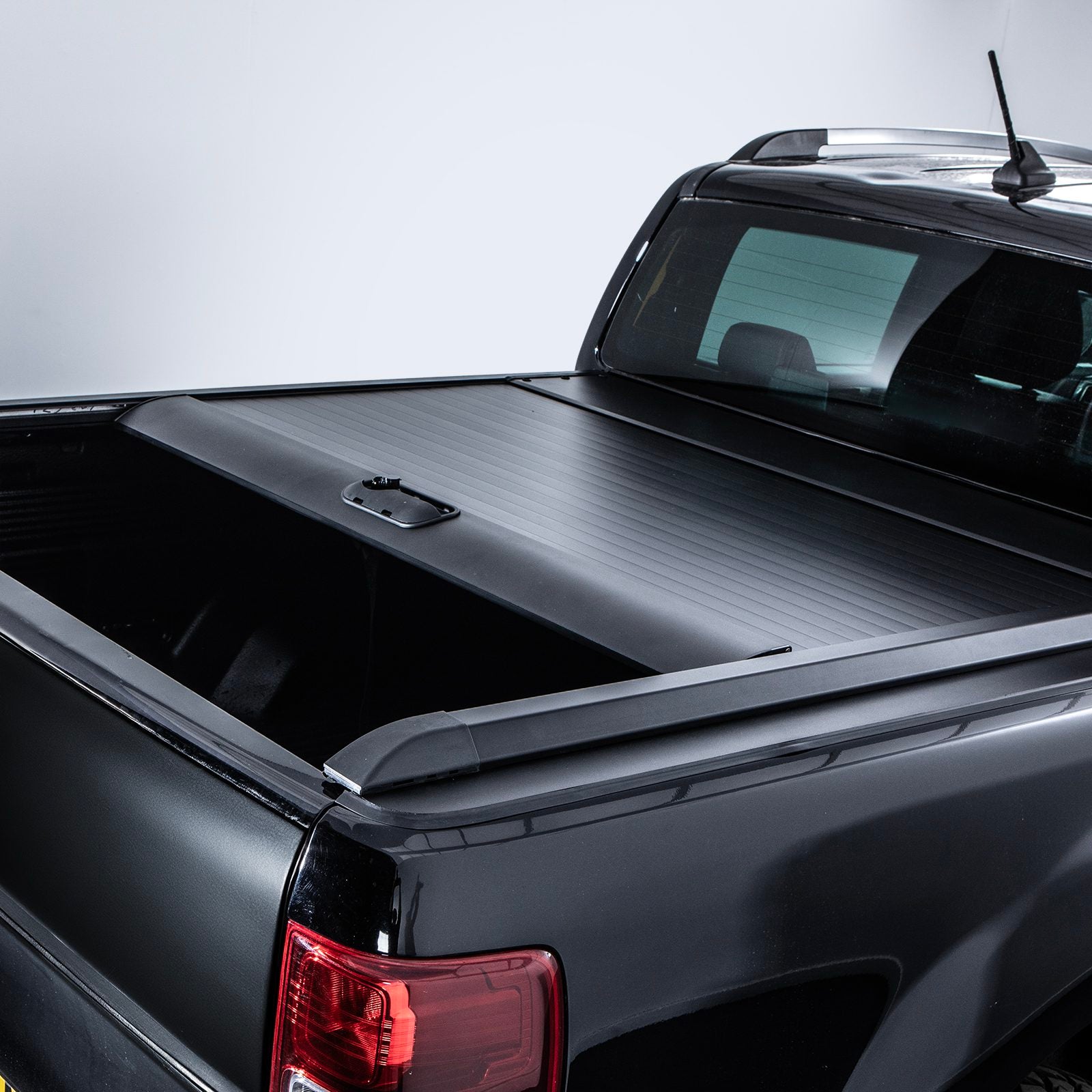 Ford Ranger T6 T7 T8 11-22 Black Aluminium Tonneau Roller Cover