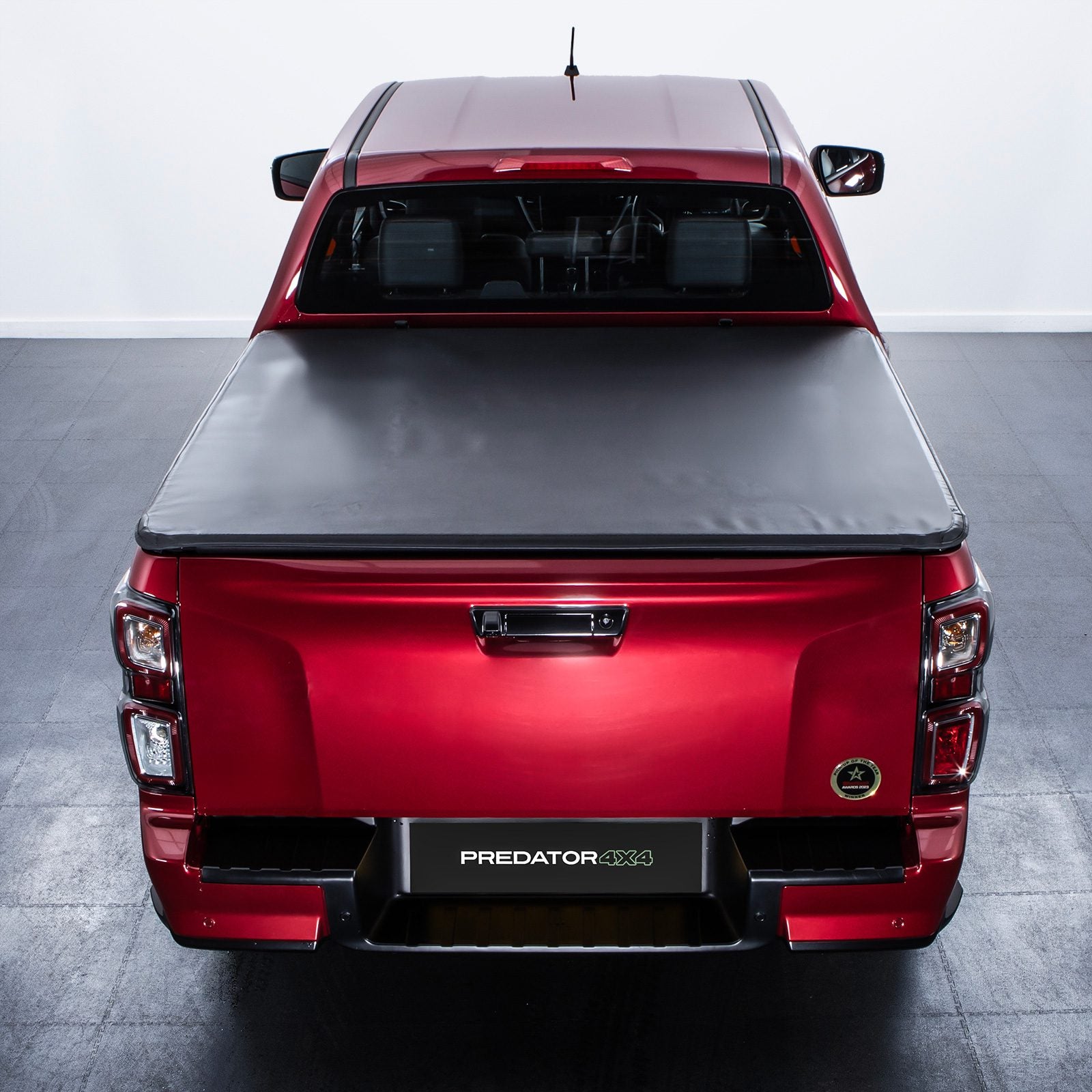 Isuzu D Max RG 2021+ Locking Roll Top Soft Tonneau Cover