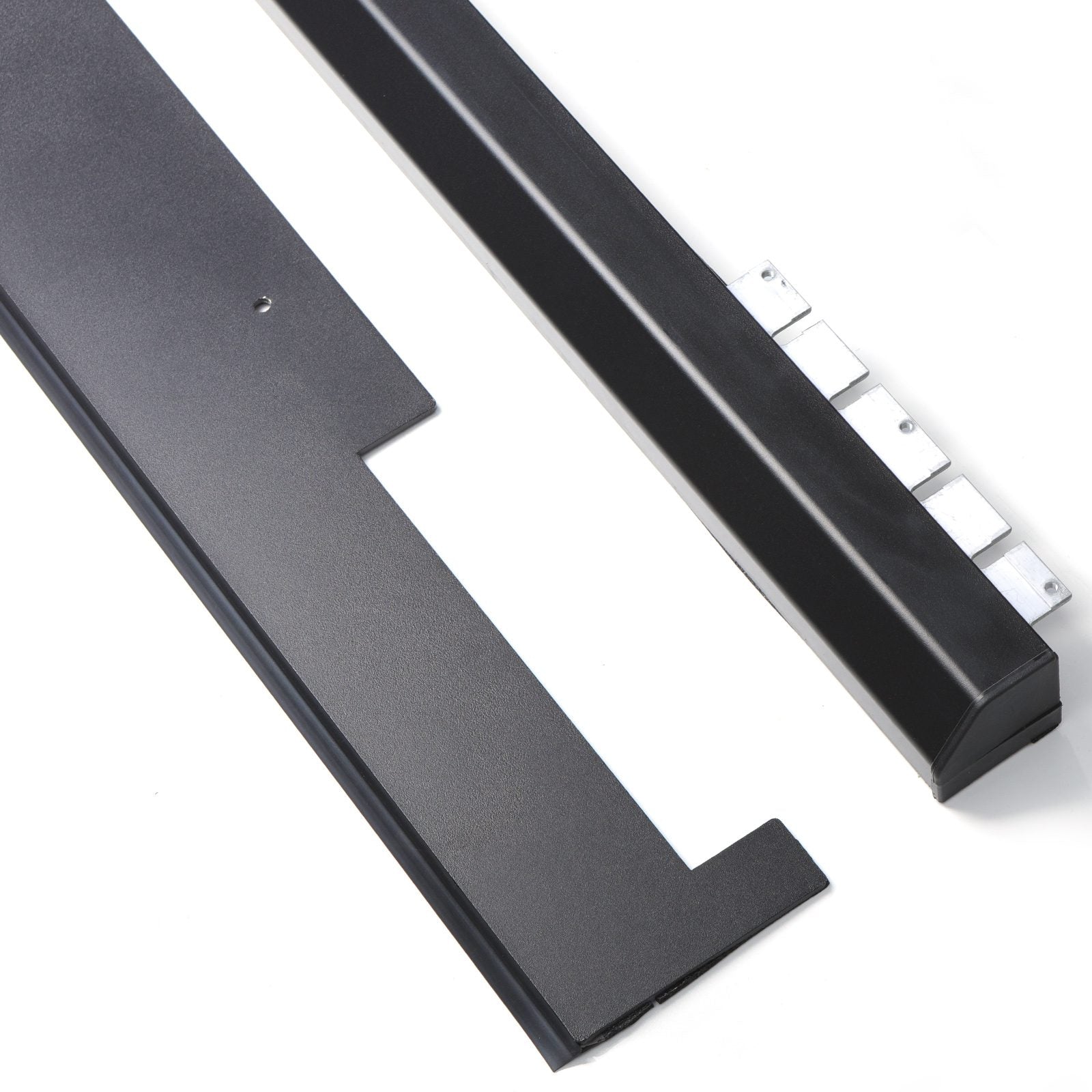 Mitsubishi L200 Triton Series 5 15-19 Black Aluminium Roller Tonneau Cover
