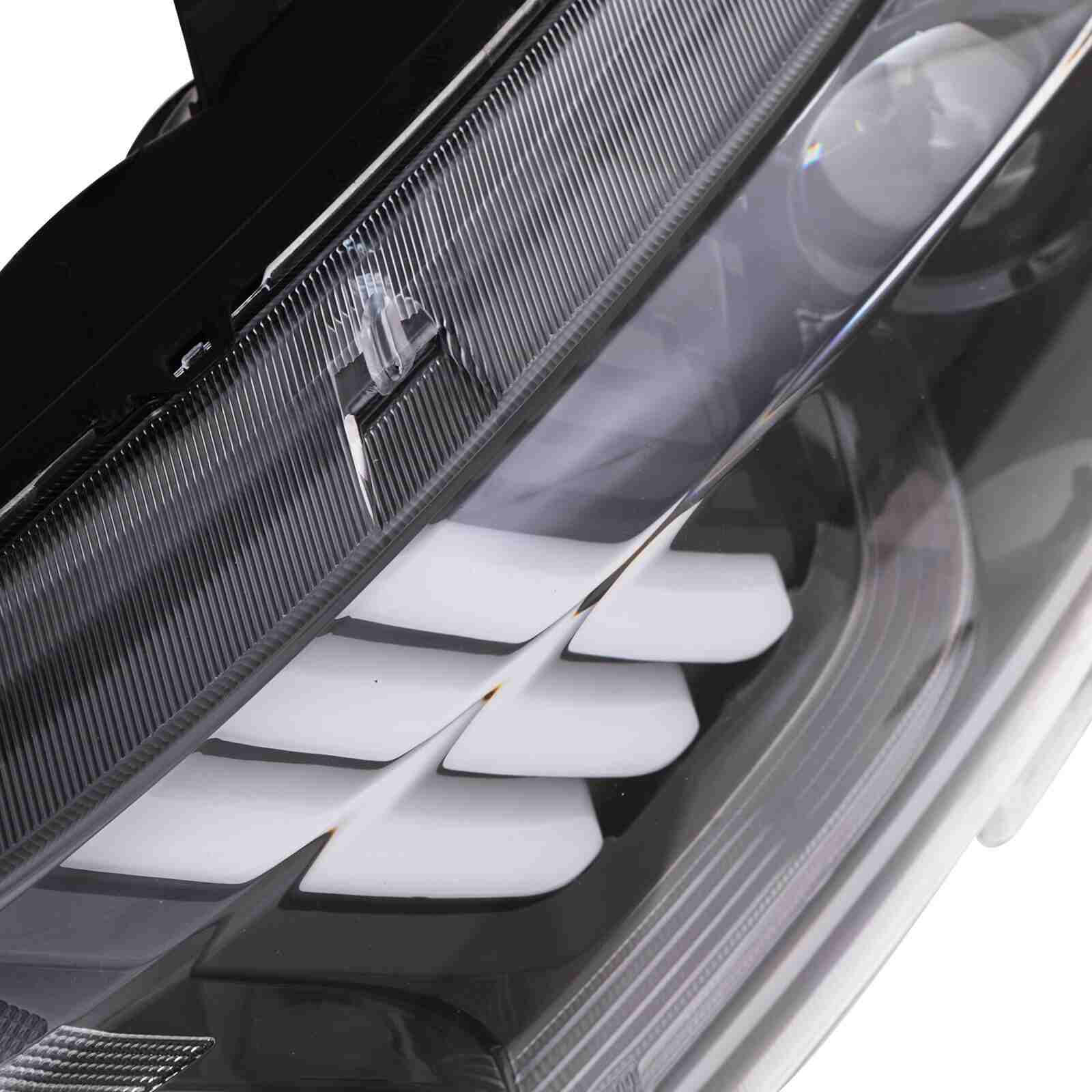 Ford Ranger T7 T8 15-22 Dynamic Mustang Style LED Headlights
