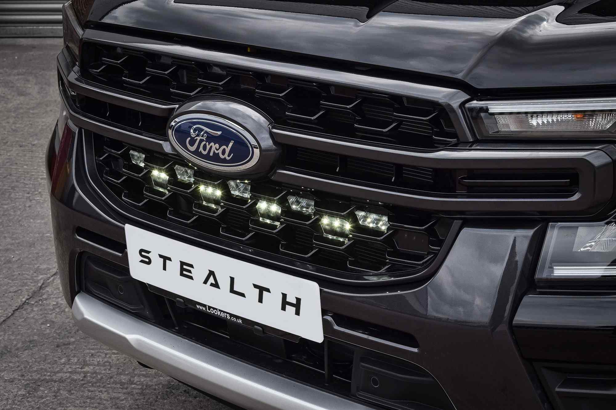 Stealth Ford Ranger T9 2023+ 30" Luminous LED Integration Grille Kit - 25,200 Lumens