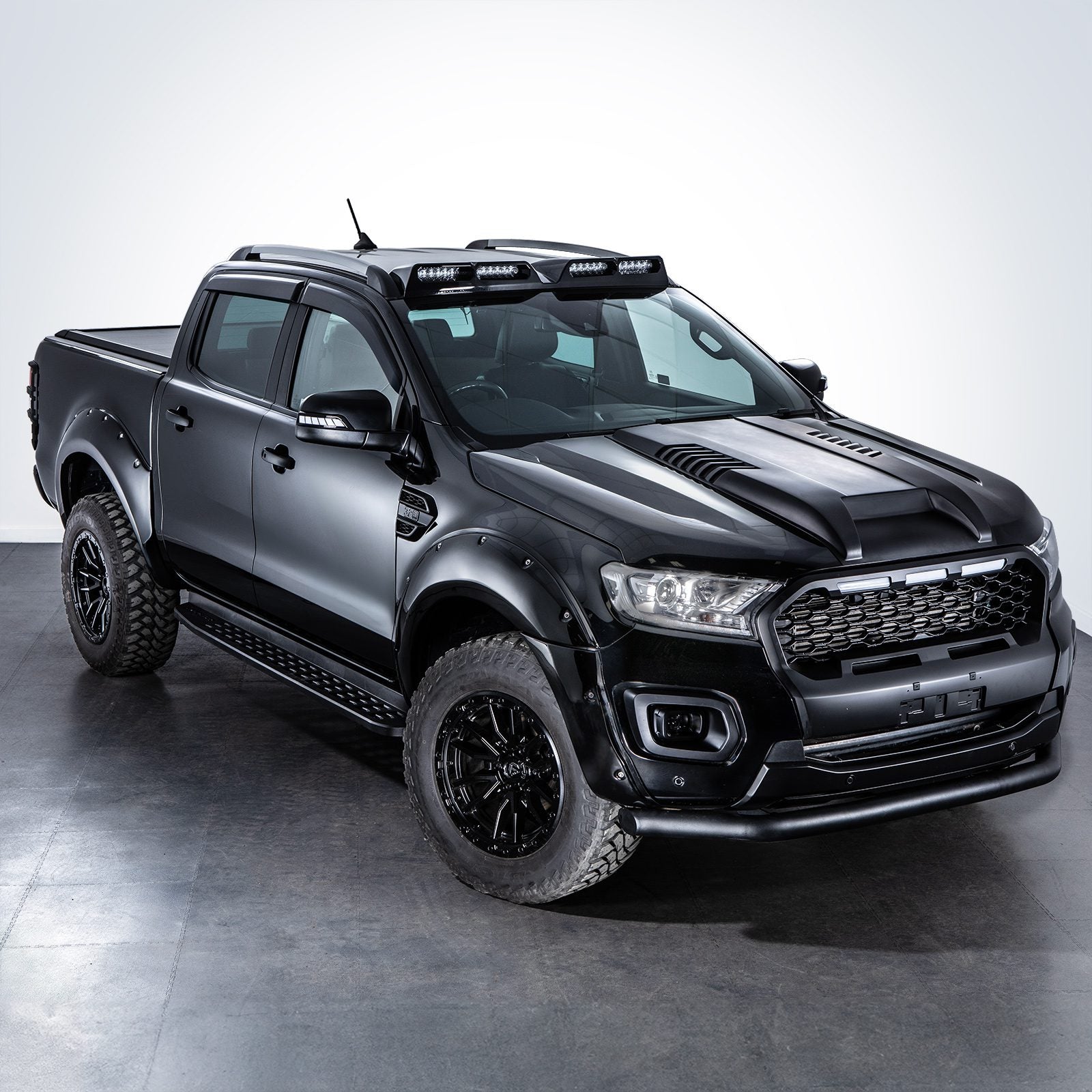 Ford Ranger T6 12-14 Gloss Black Wheel Arches