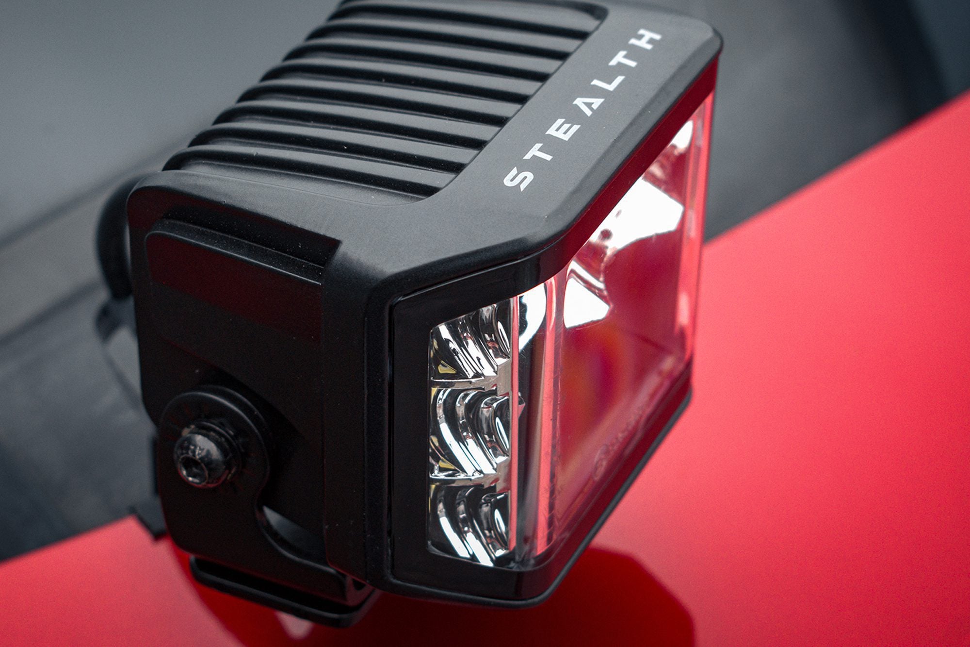 Stealth Land Rover Discovery 4 | 4.5 2010-2016 Twin 4" Dark Force LED Bonnet Kit - 16,800 Lumens