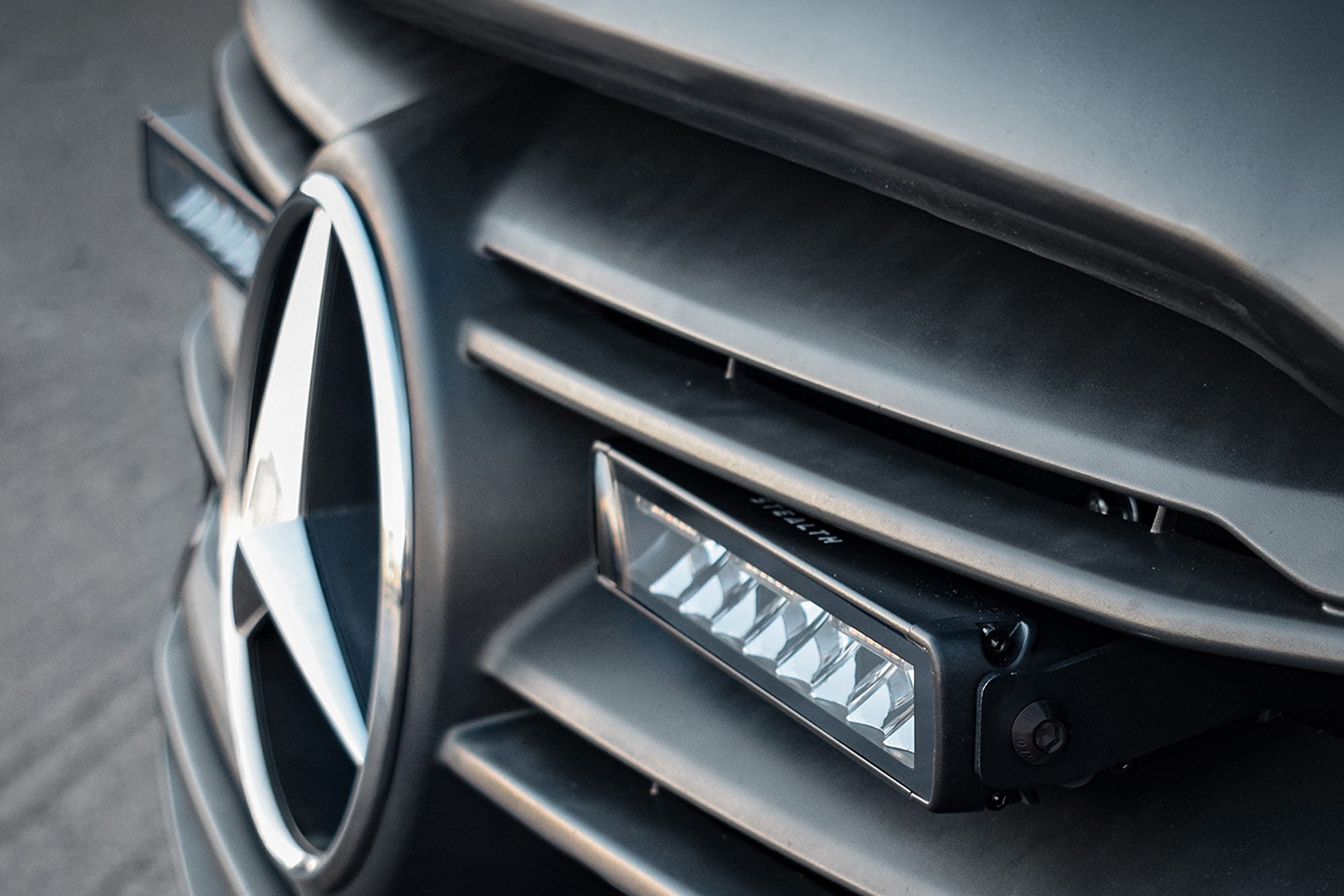 Stealth Mercedes Sprinter 2019+ Quad 10" Luminous LED Integration Grille Kit - 15,120 Lumens