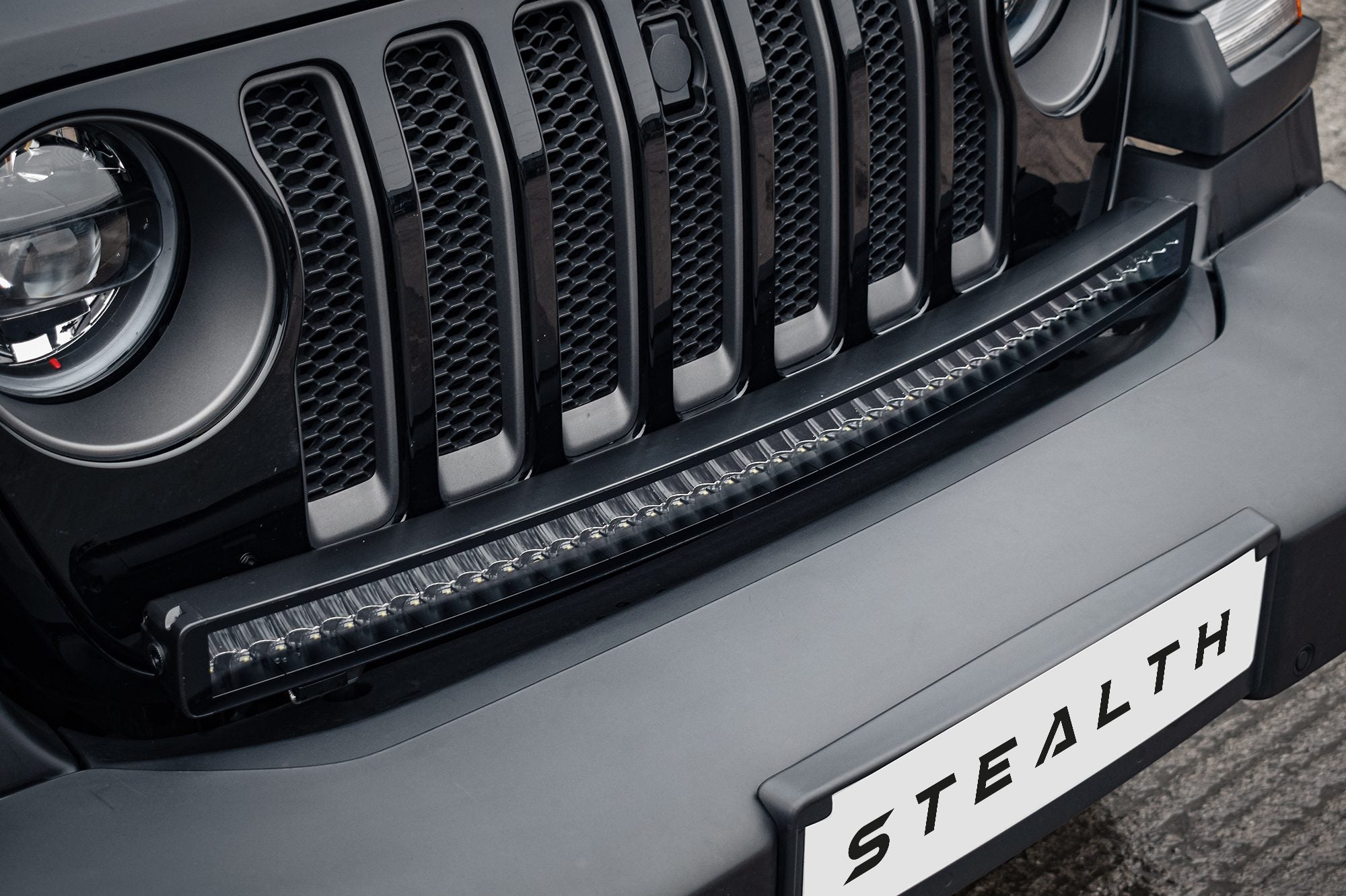 Stealth JEEP Wrangler JL 2019+ 40" Luminous LED Integration Grille Kit - 33,600 Lumens