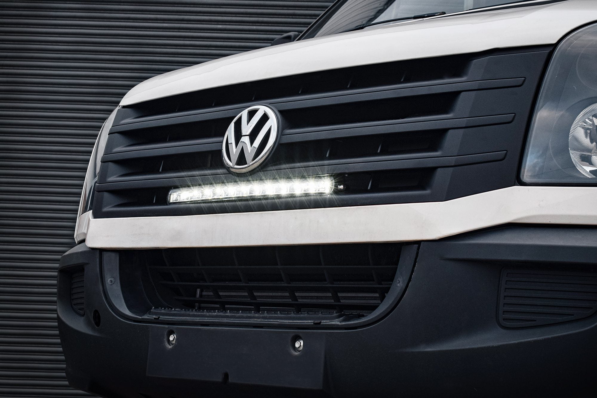 Stealth VW Crafter 2011-2017 20" Luminous LED Integration Grille Kit - 8,400 Lumens