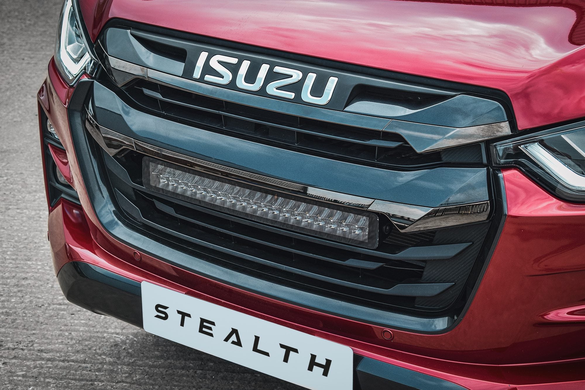Stealth Isuzu D-Max 2023+ 21" Luminous LED Integration Grille Kit - 16,800 Lumens