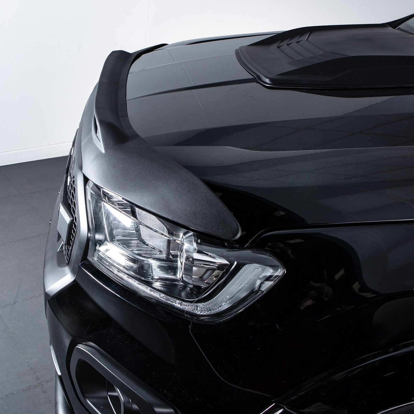 Ford Ranger T7 T8 2015-2022 Smoked Black Bonnet Guard