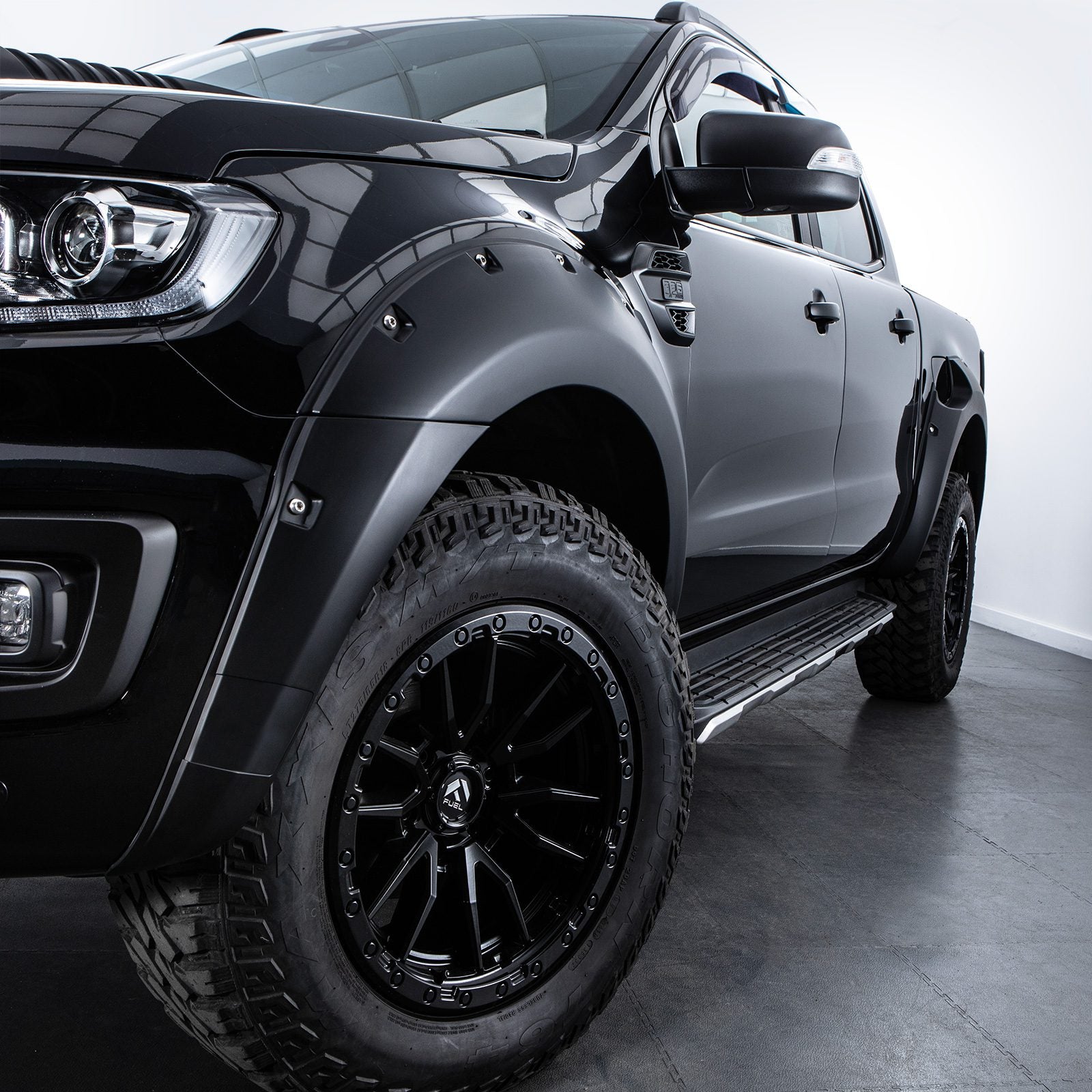 Ford Ranger T8 19-22 Matte Black Wide Wheel Arch Kit