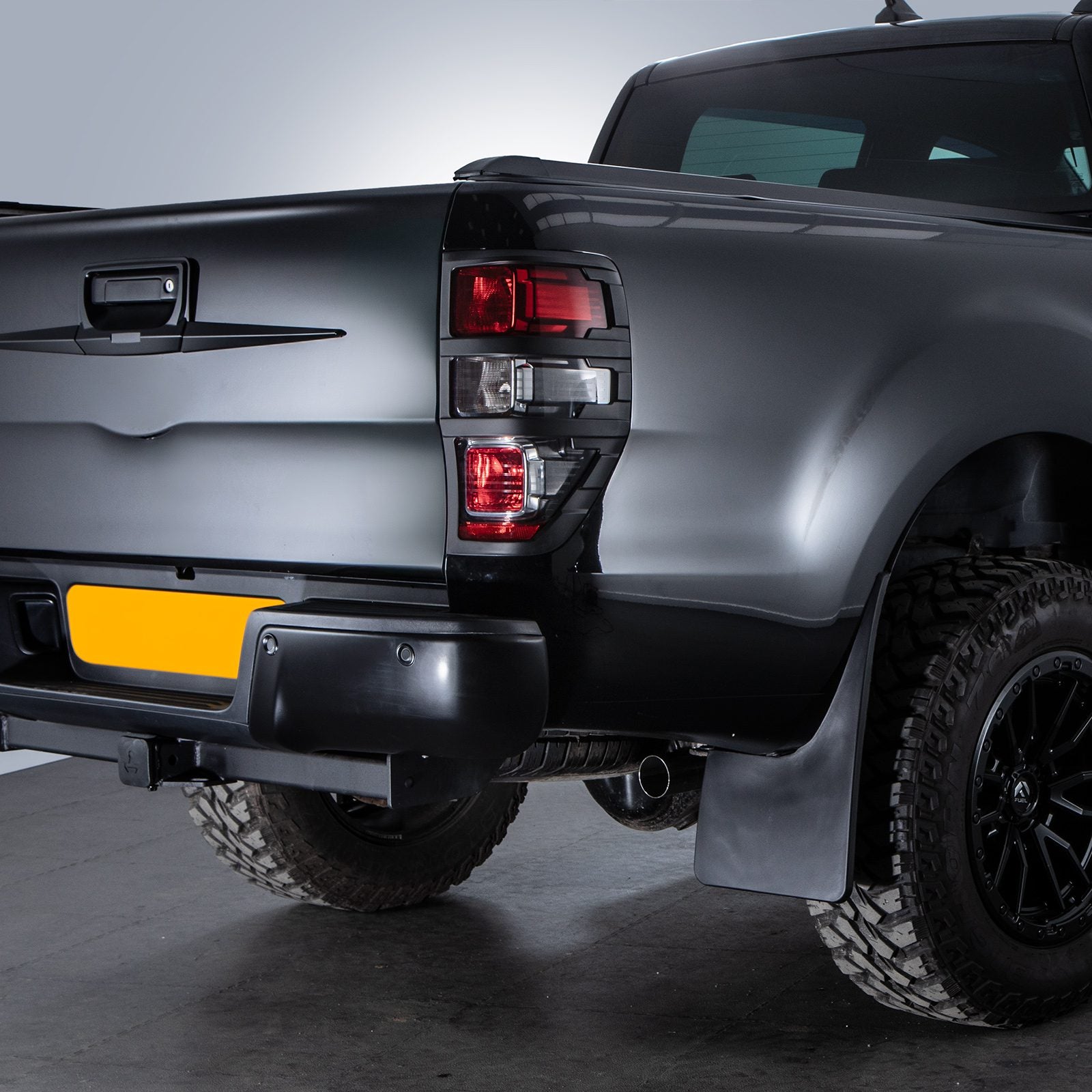 Ford Ranger T6 T7 T8 11-22 Black Mud Guard Flaps