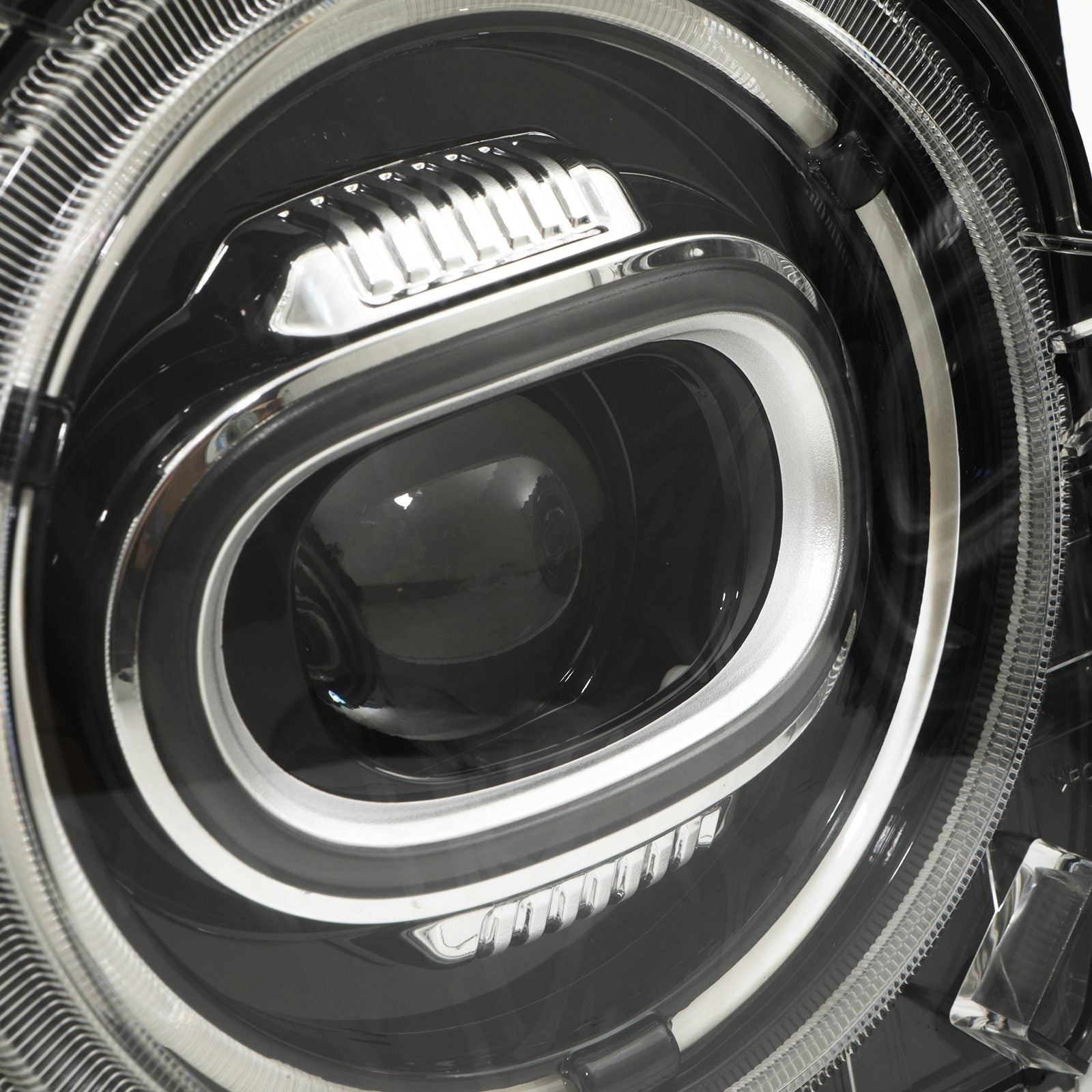 Suzuki Jimny JB64 2018+ Front LED Headlights