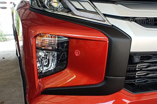 Mitsubishi L200 Triton Front Bumper Trim 2019+