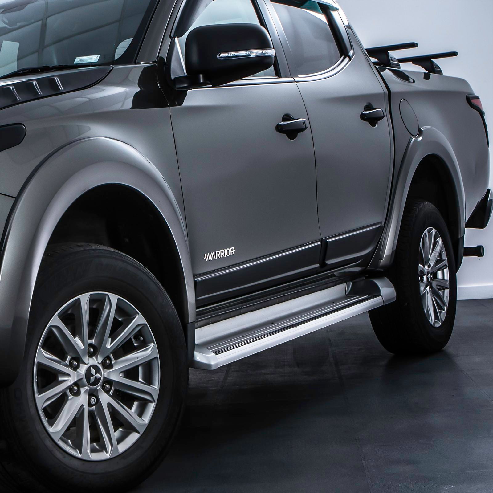 Mitsubishi L200 Triton 15-23 Slim Door Cladding Kit