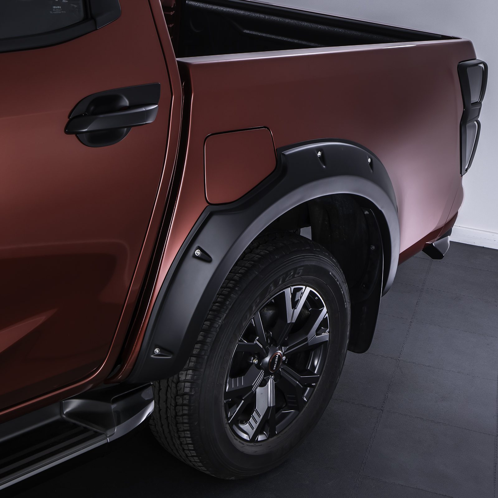 Isuzu D-Max RG 2021+ Matte Black 75mm Wheel Arches