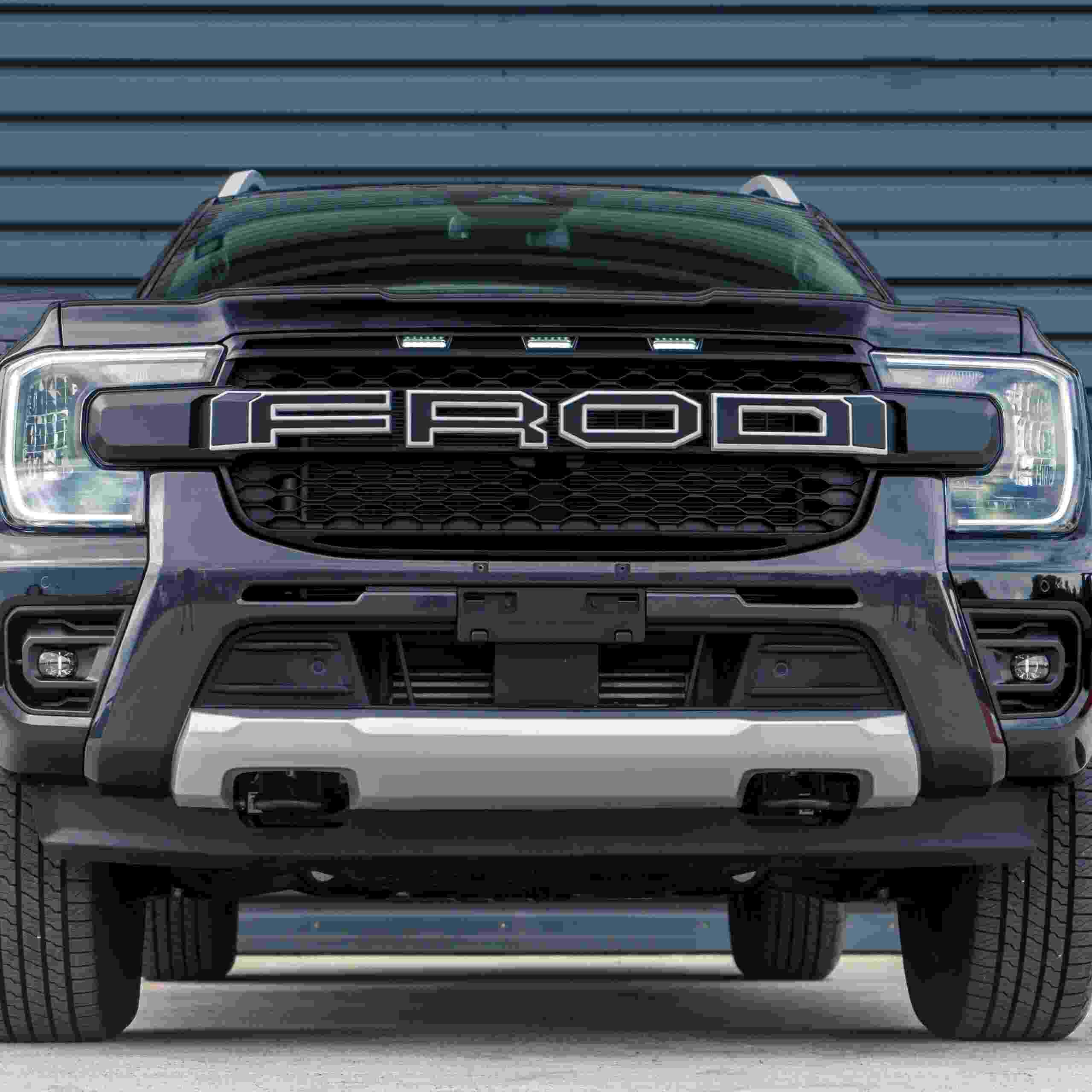 Ford Ranger T9 Wildtrak 2023+ Matte Black LED Light Grille & White Badge
