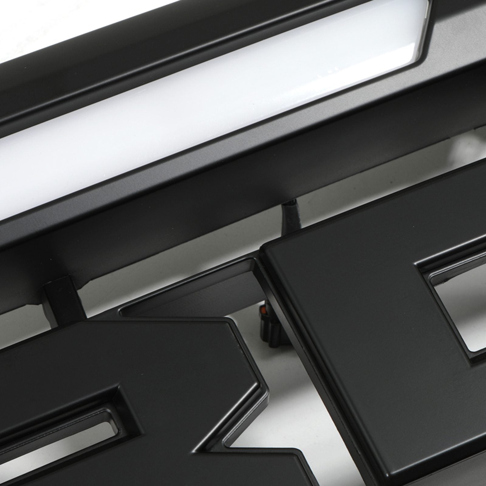 Ford Ranger T7 15-17 Matte Black LED Light Grille