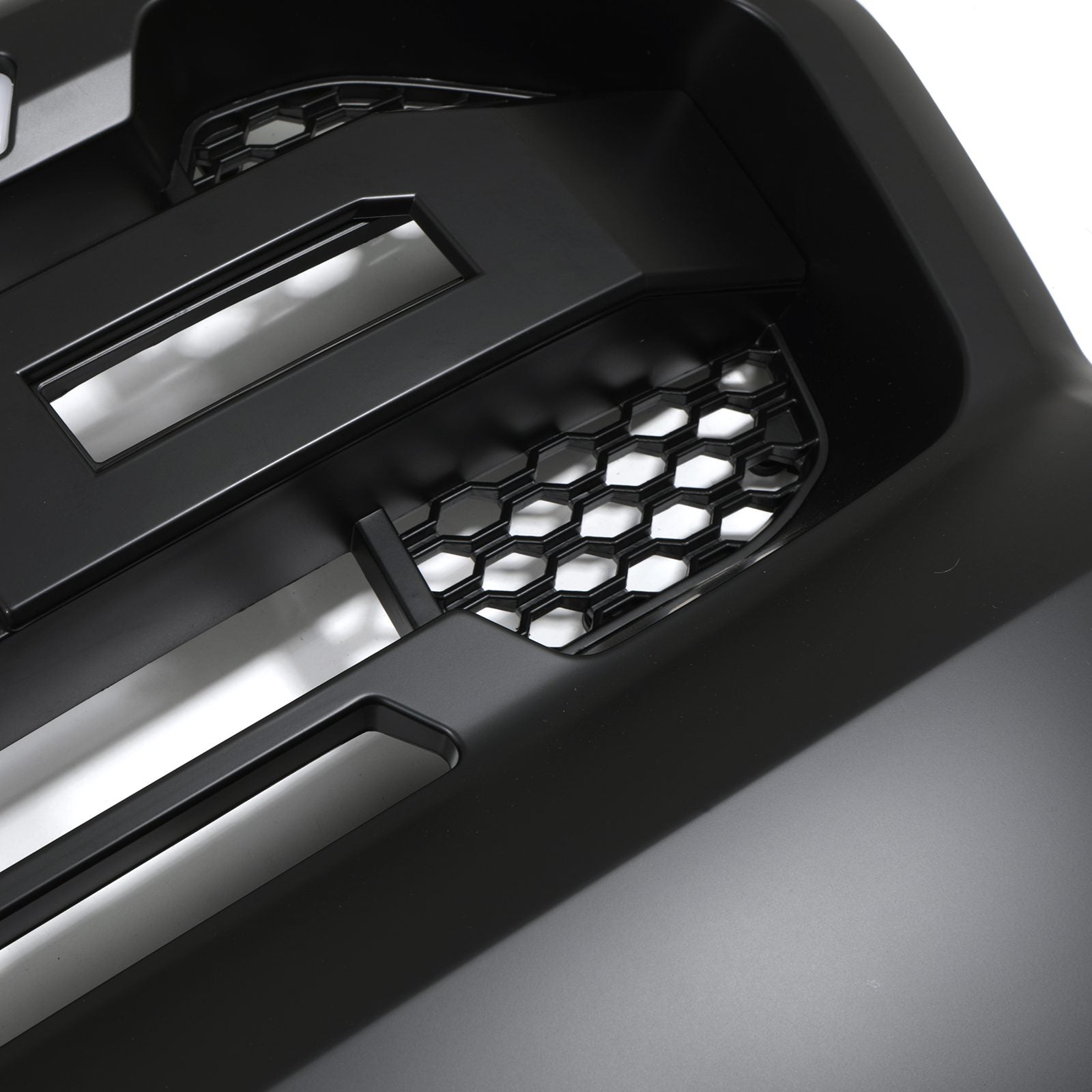 Ford Ranger T7 15-17 Matte Black LED Light Grille