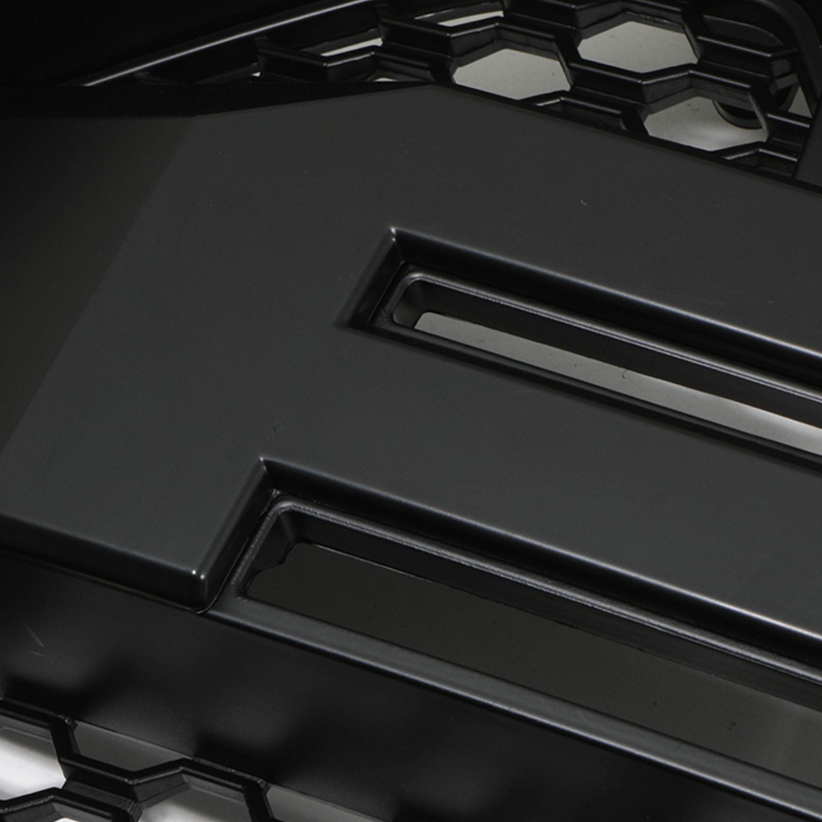 Ford Ranger T7 15-17 Matte Black LED Light Grille