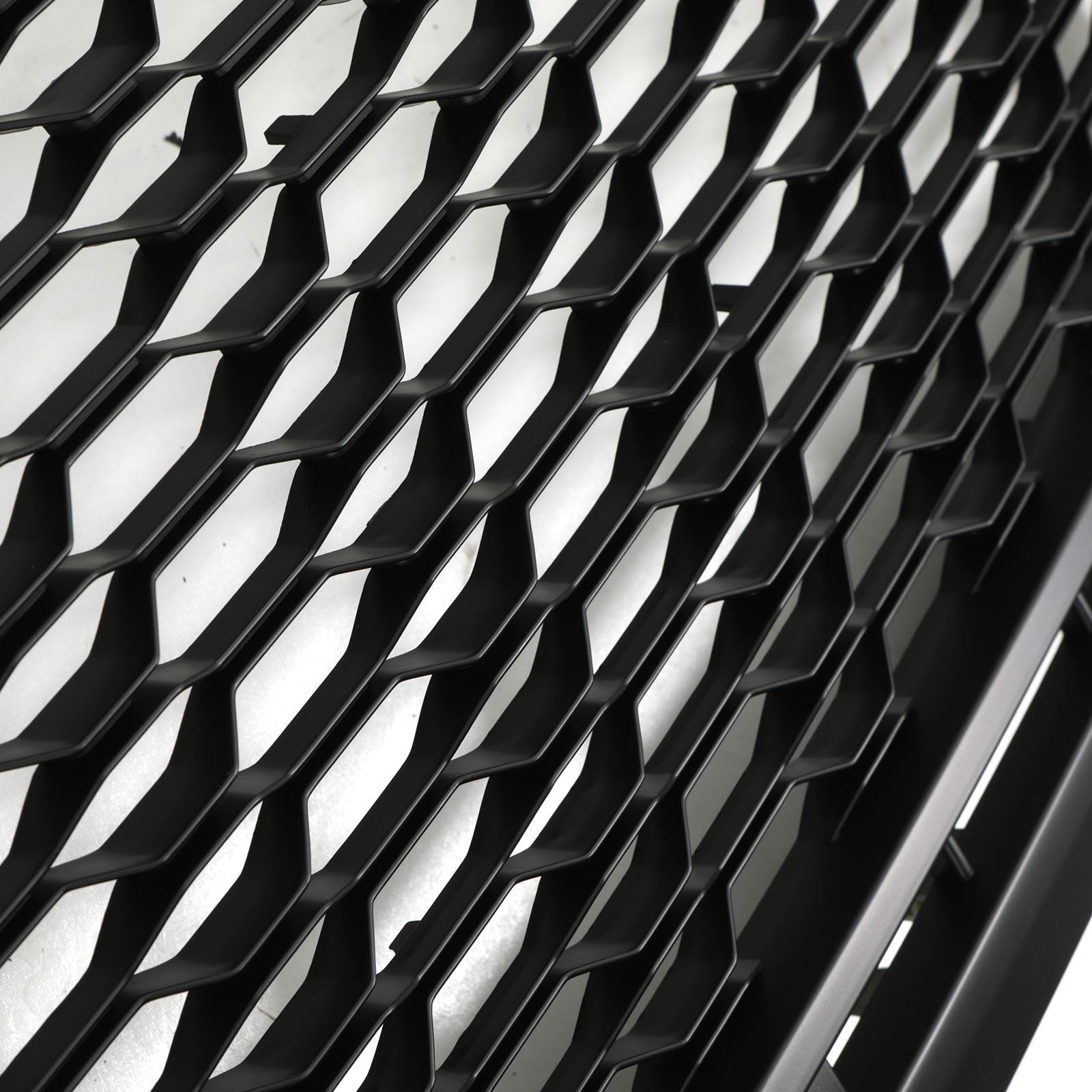 Ford Ranger T7 15-17 Matte Black Grille With White LED Lights