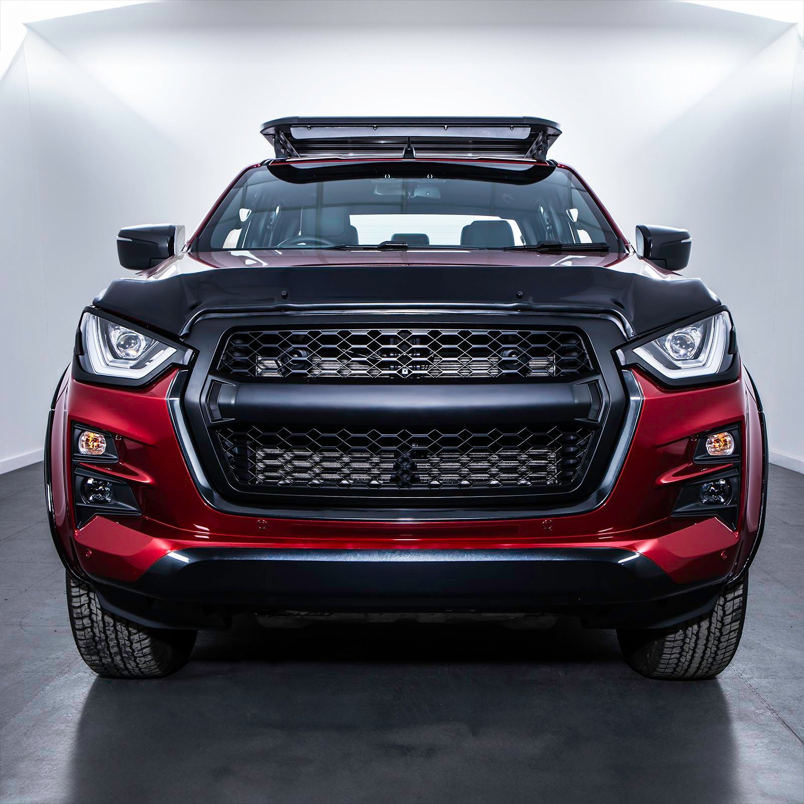 Isuzu D-Max RG 2021+ Black Grille With Logo