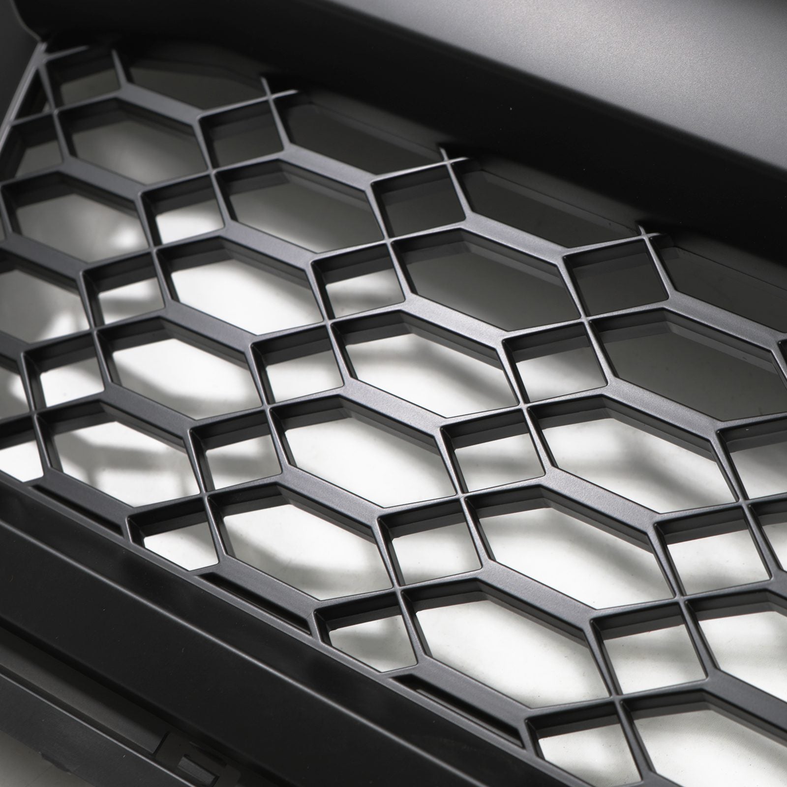 Isuzu D-Max RG 2021+ Black Grille With Logo