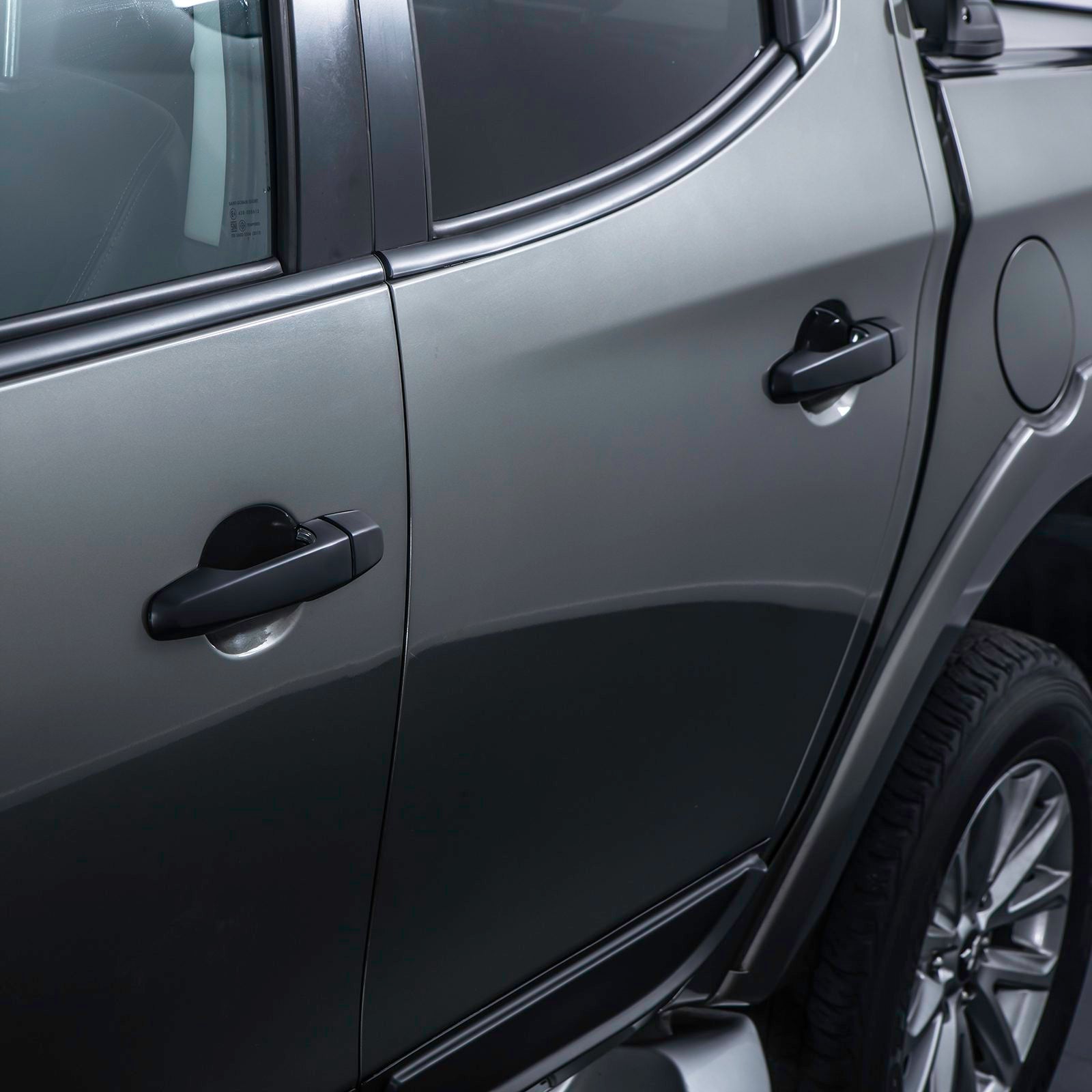 Mitsubishi Triton L200 15-23 Black Door Handle Covers