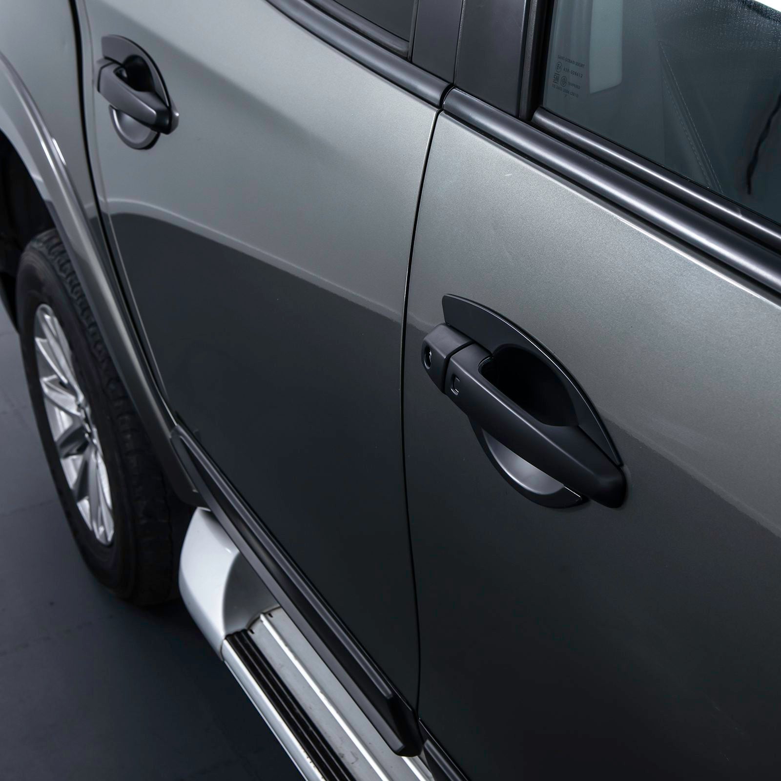 Mitsubishi Triton L200 19-23 Black Door Handle Protector Inserts