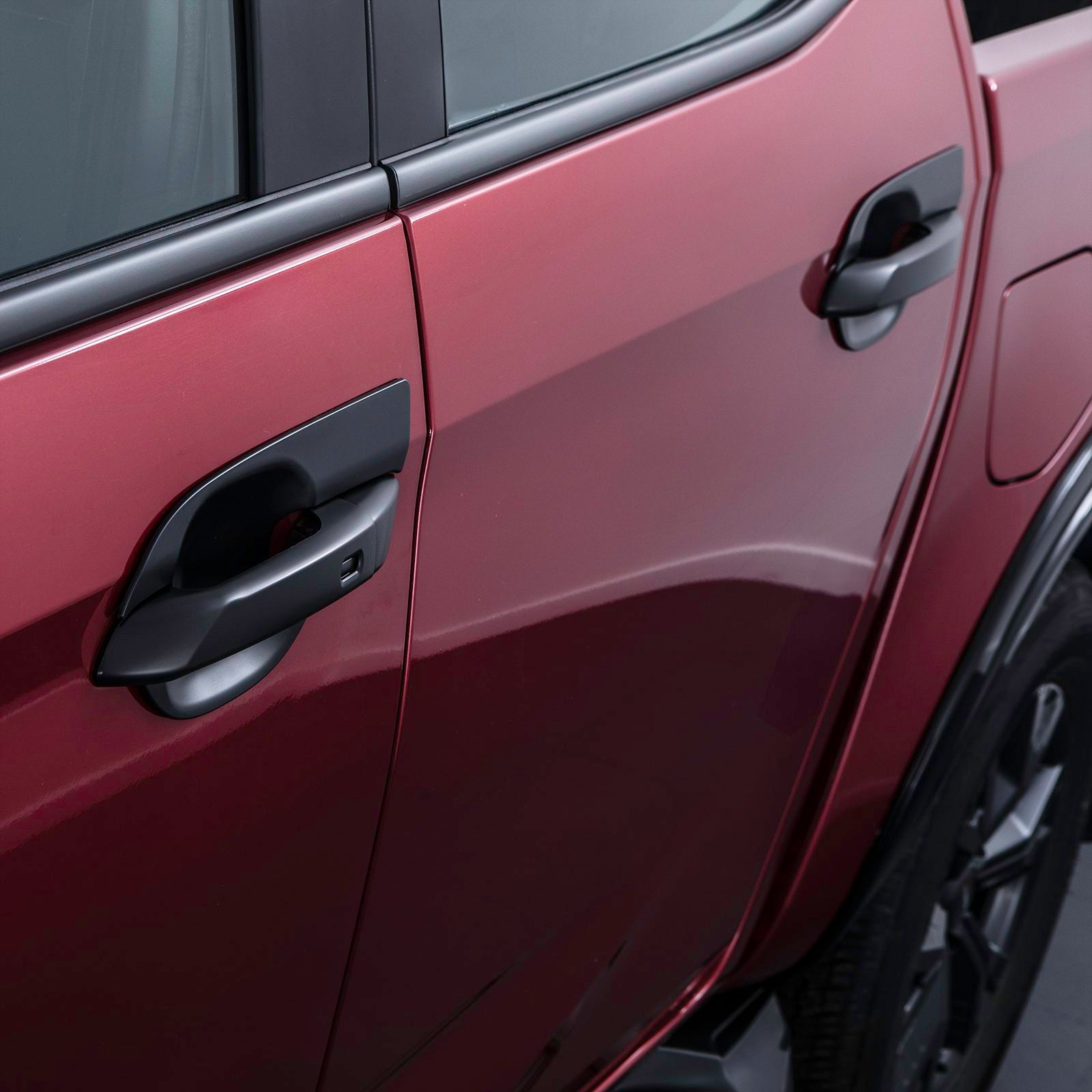 Isuzu D-Max RG 2021+ Black Door Handle Covers