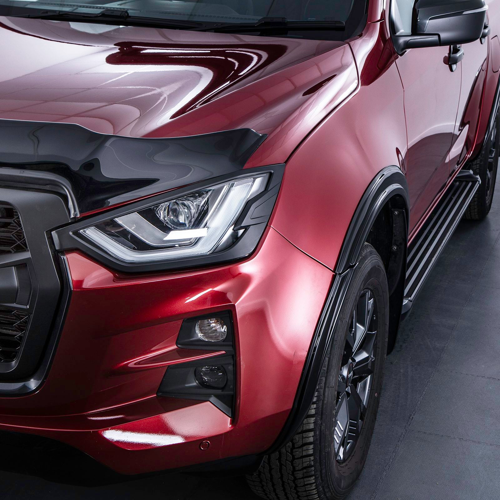 Isuzu D-Max RG 2021+ Black Headlight Cover