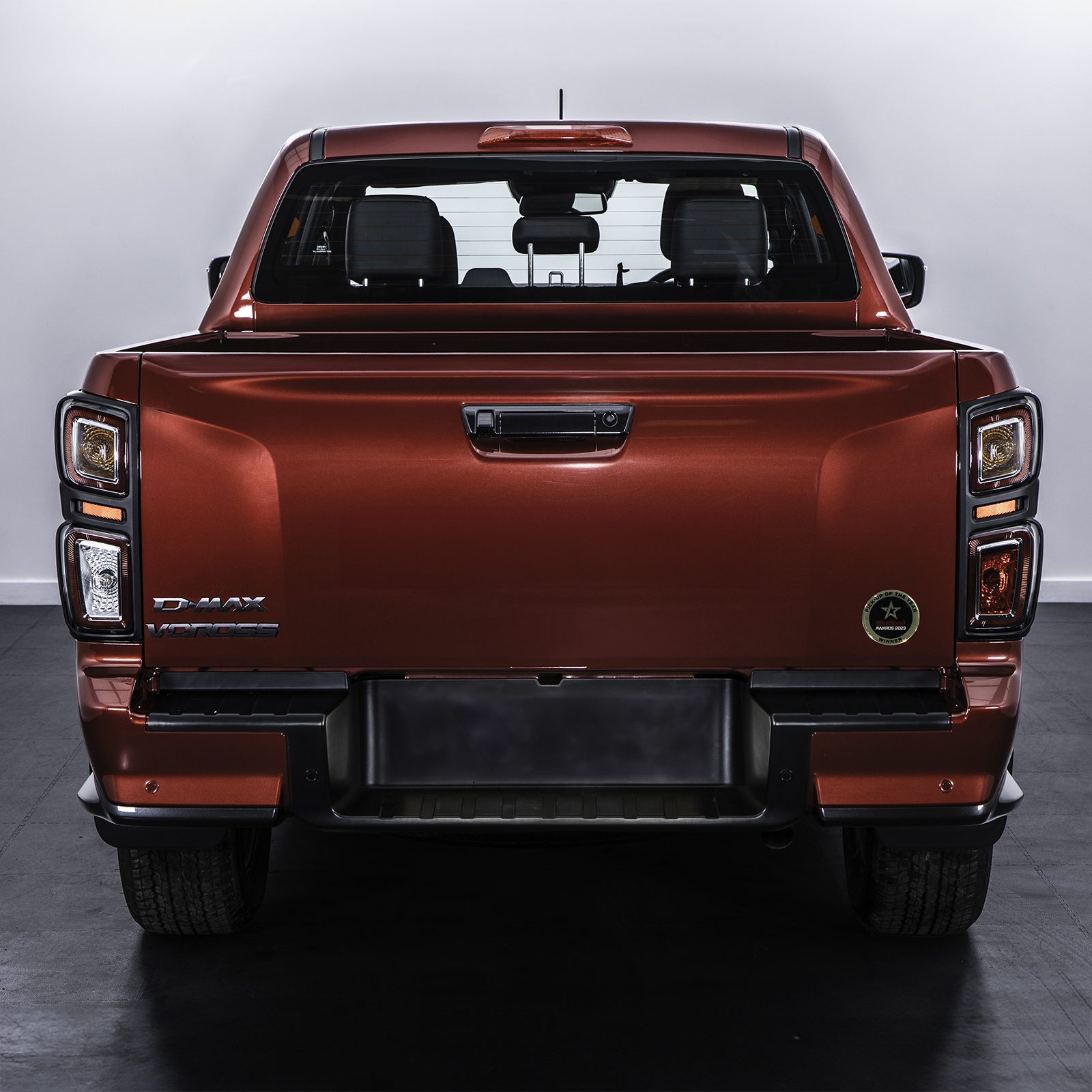 Isuzu D-Max RG 2021+ Black Tail Light Cover