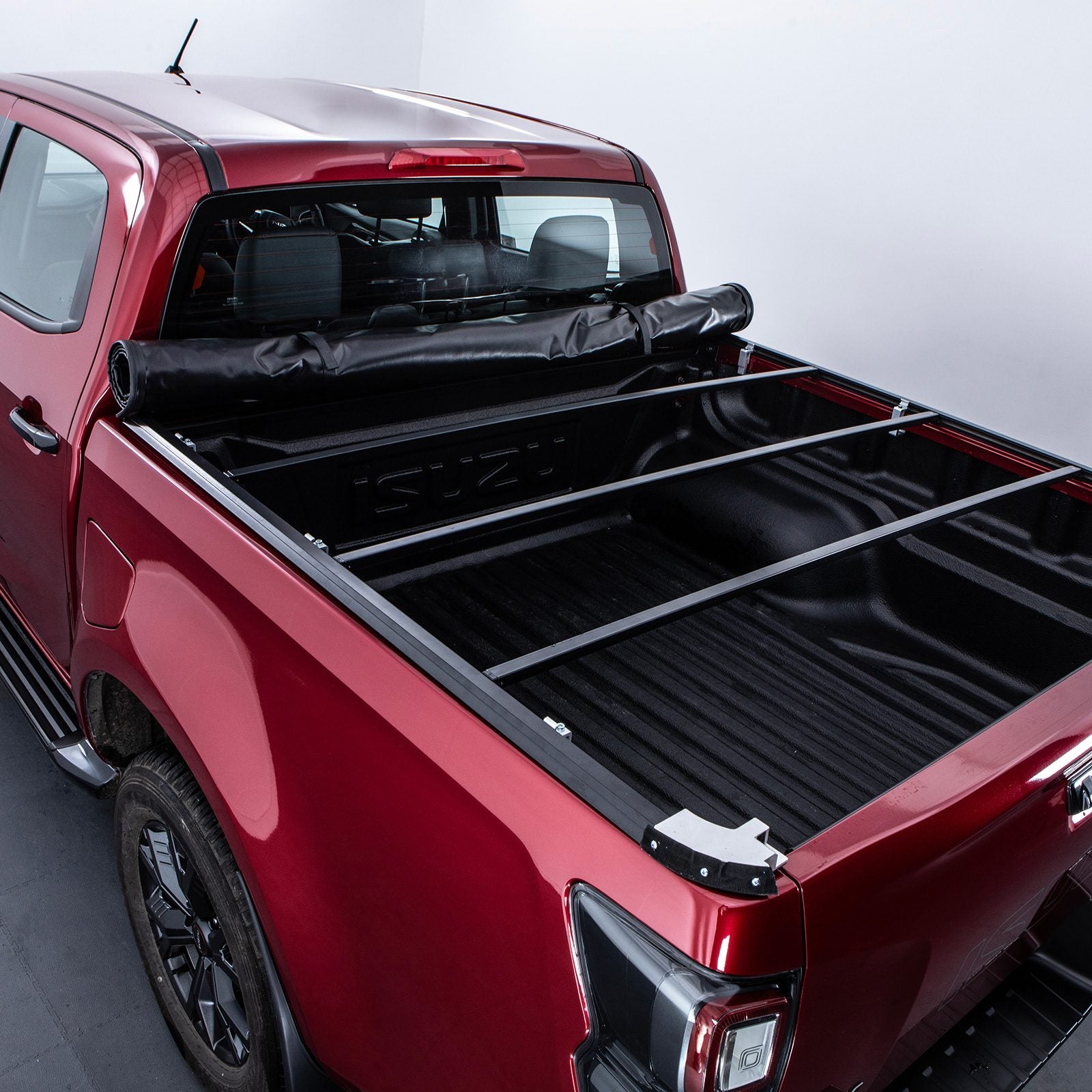 Isuzu D Max RG 2021+ Locking Roll Top Soft Tonneau Cover