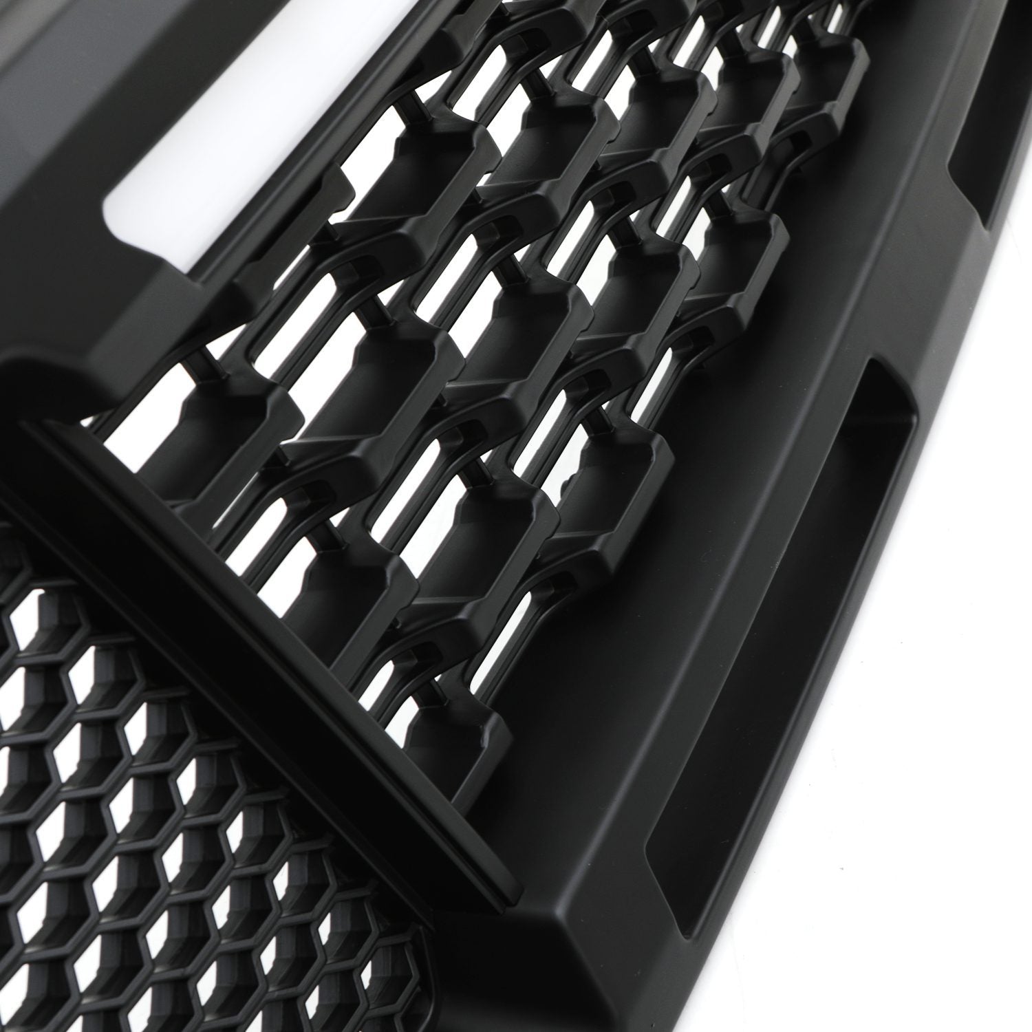Ford Ranger T8 XLT 19-21 Black Grille With LED Lights