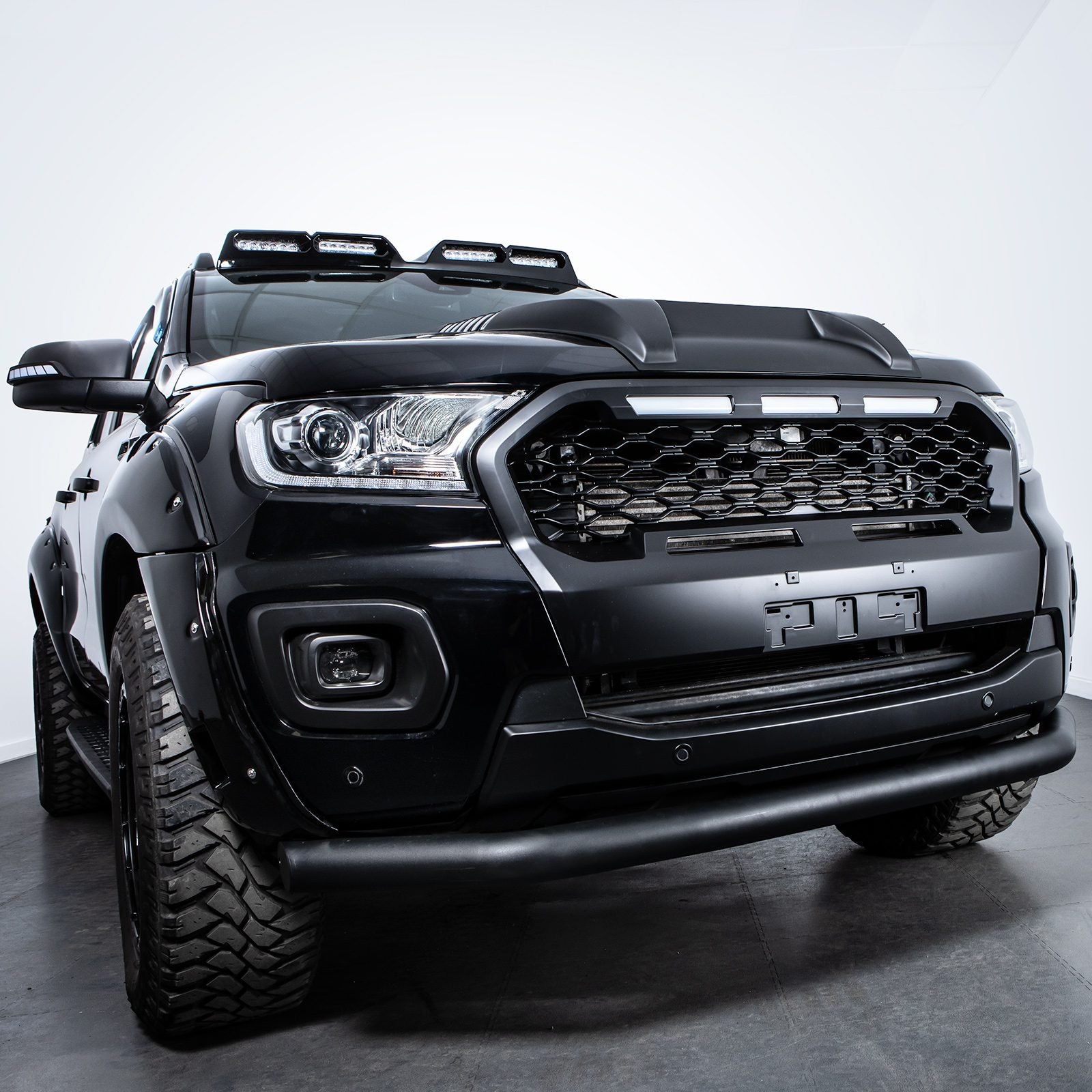 Ford Ranger T8 Wildtrak 19-21 Black Grille With LED Lights